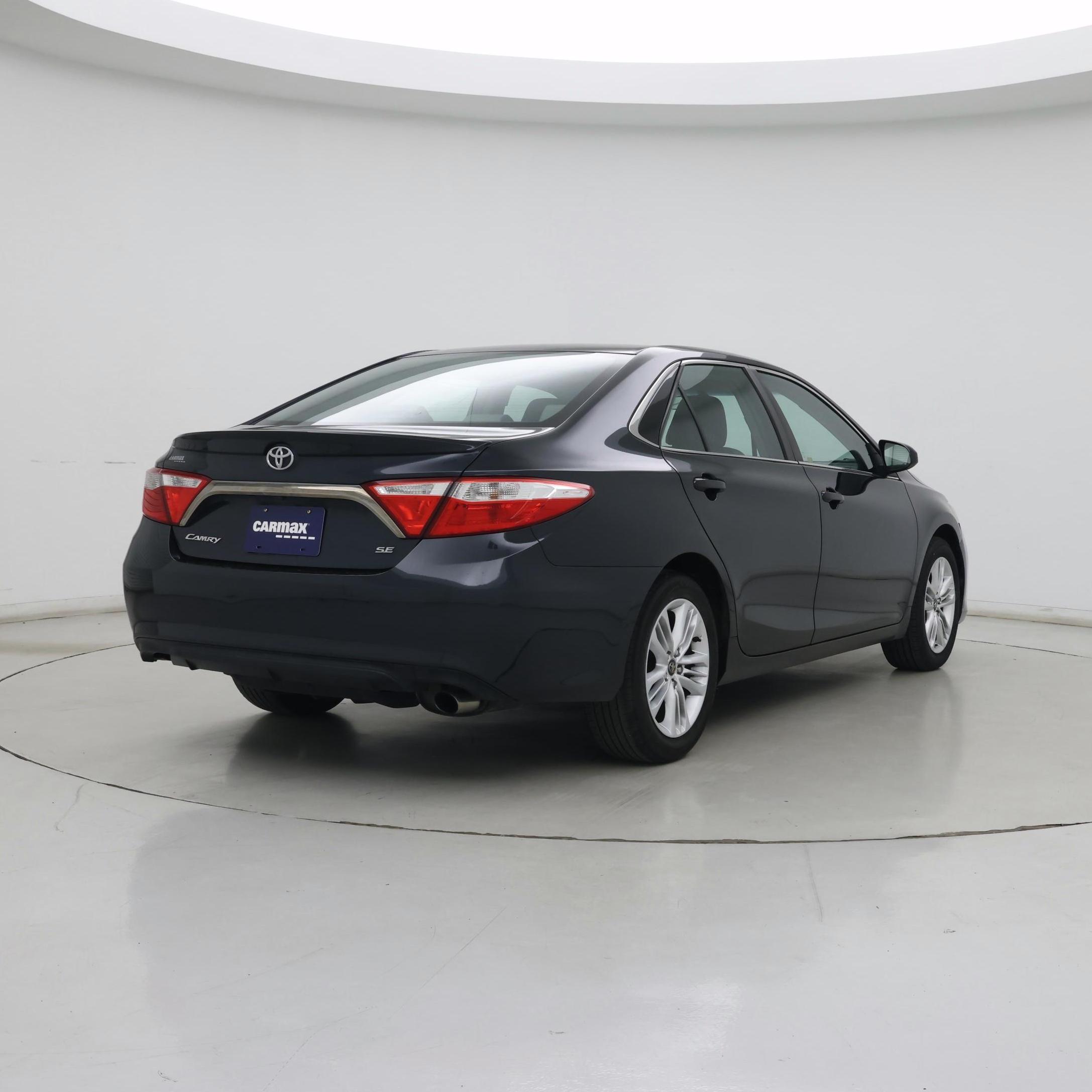 Thumbnail: 2015 Toyota Camry - 8