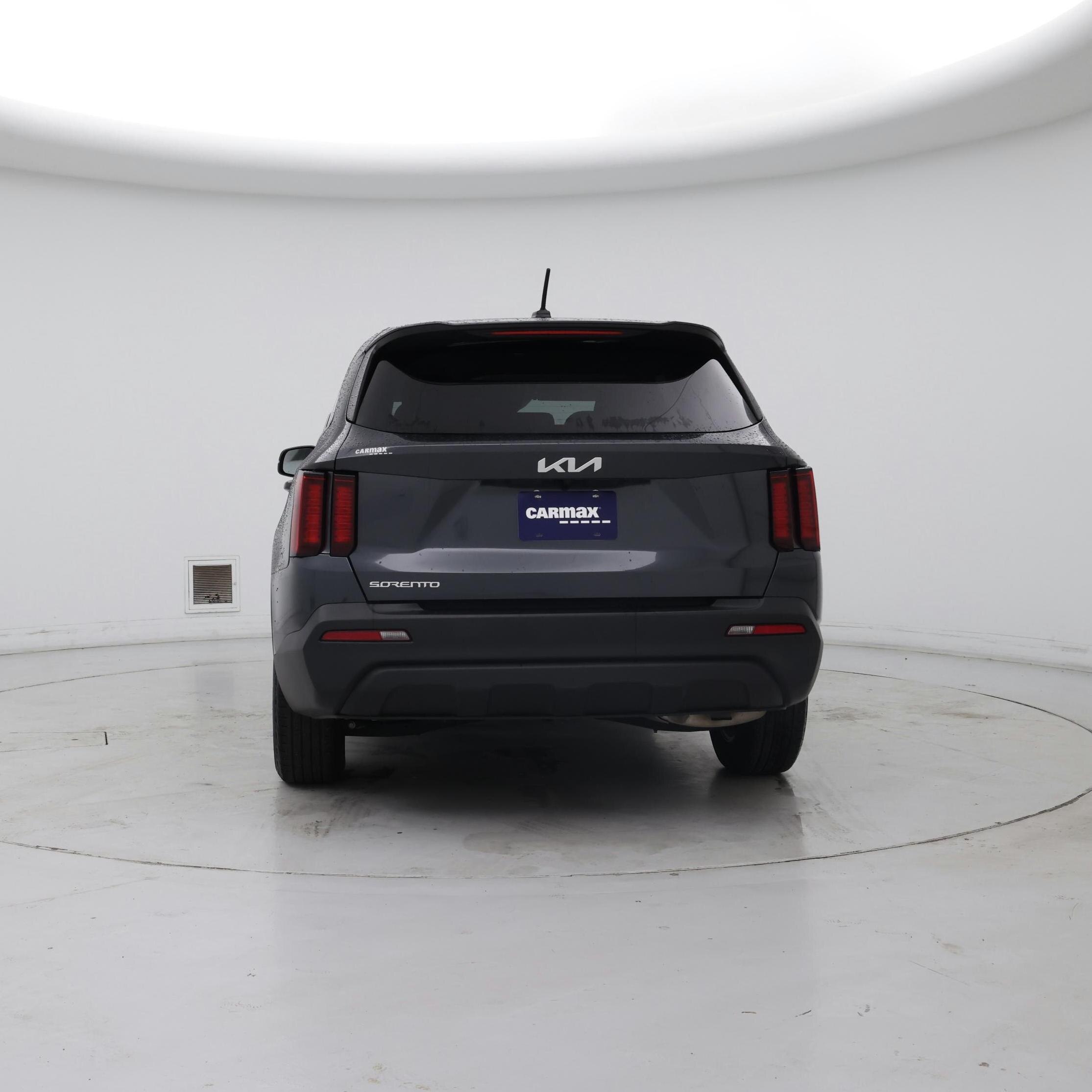 Thumbnail: 2023 Kia Sorento - 6