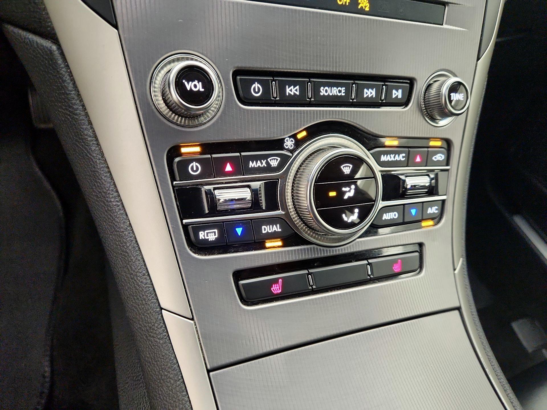Thumbnail: 2020 Lincoln MKZ - 17