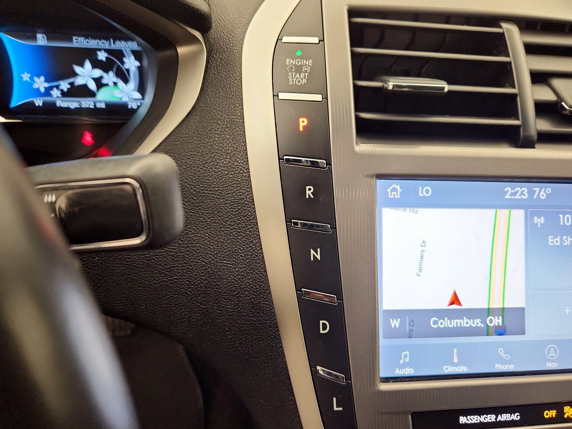 Thumbnail: 2020 Lincoln MKZ - 18