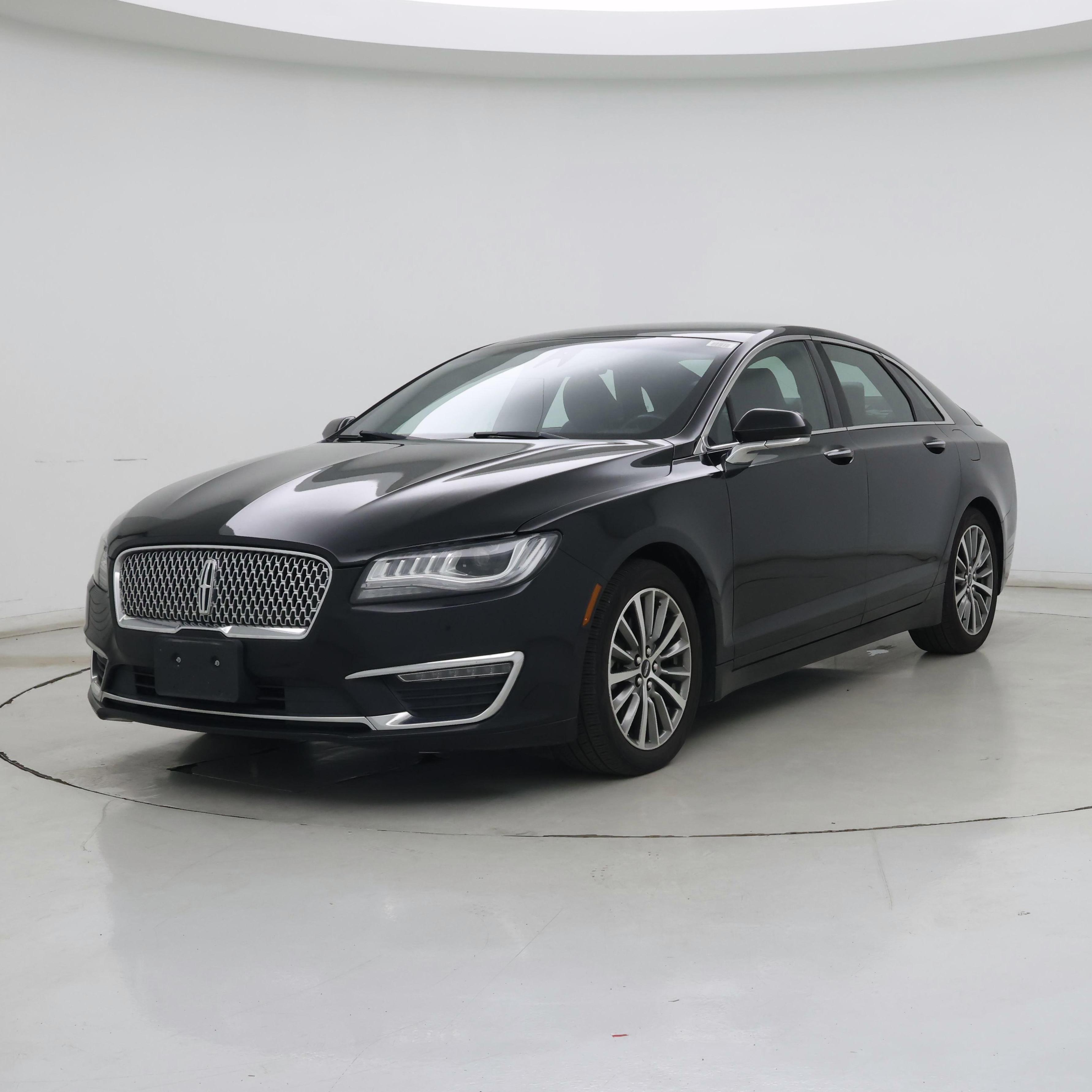 Thumbnail: 2020 Lincoln MKZ - 4