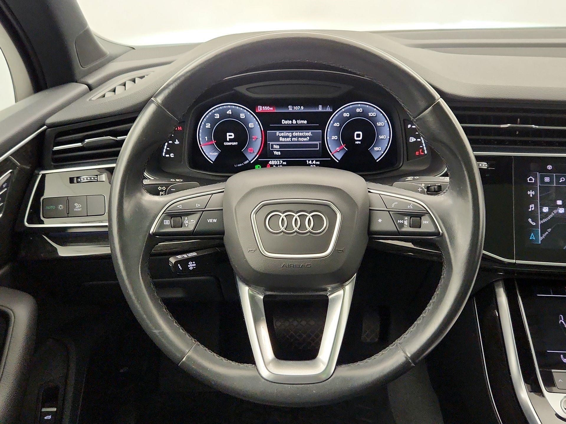 Thumbnail: 2021 Audi Q7 - 10