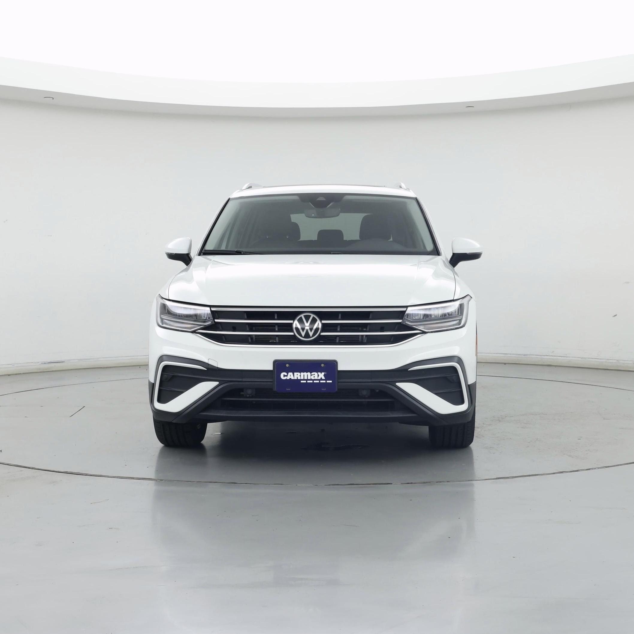 Thumbnail: 2022 Volkswagen Tiguan - 5