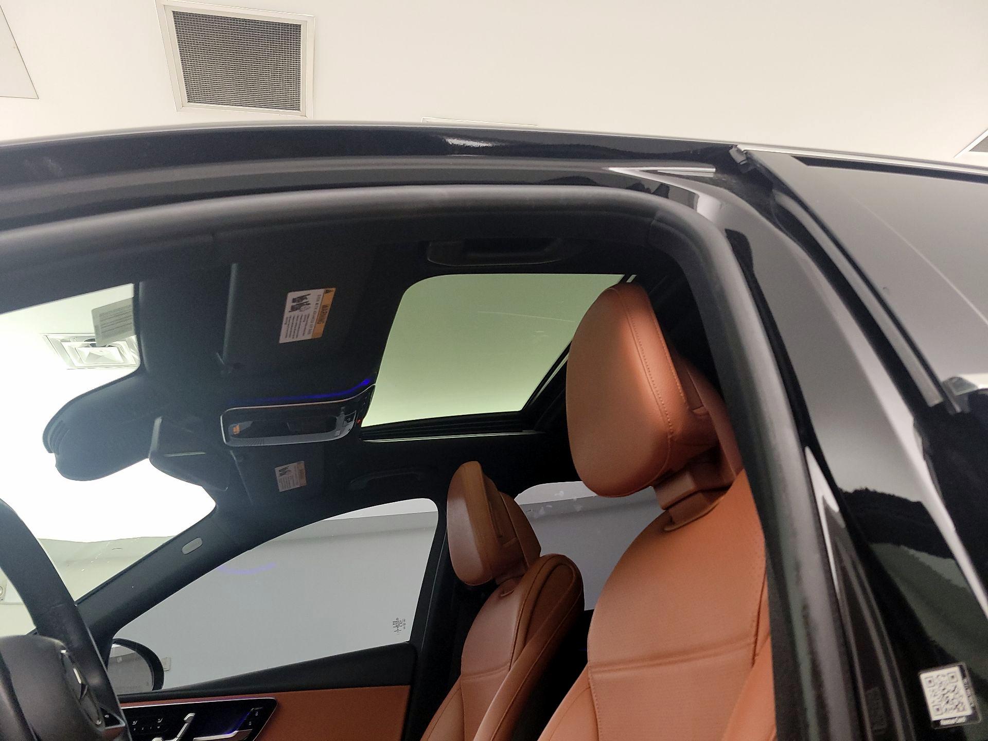Thumbnail: 2022 Mercedes-Benz C-Class - 19