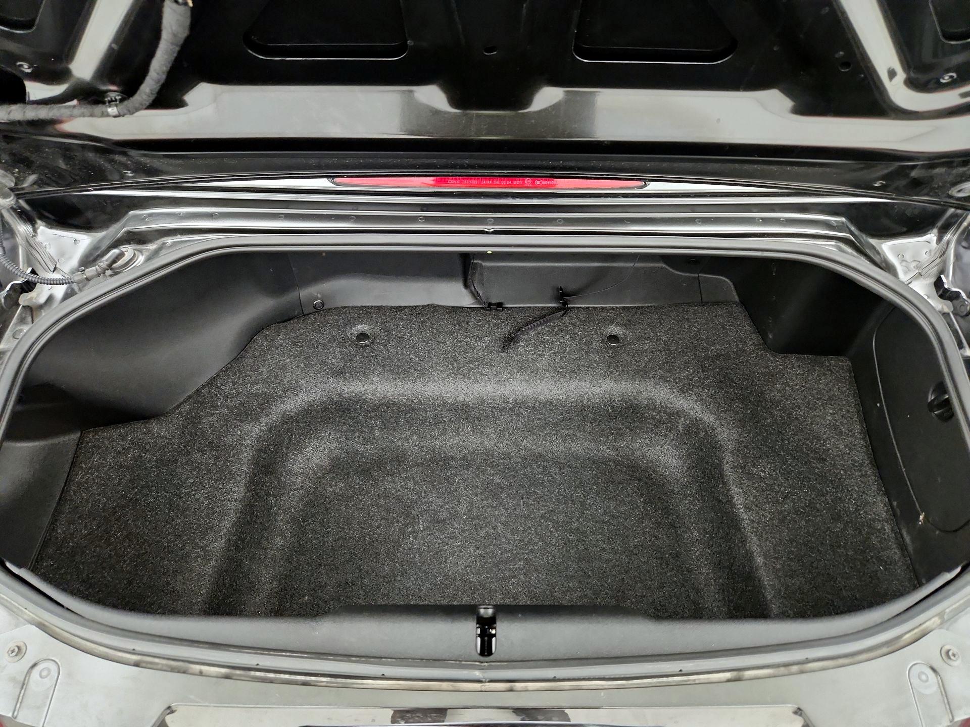 Thumbnail: 2013 Mazda MX-5 Miata - 18