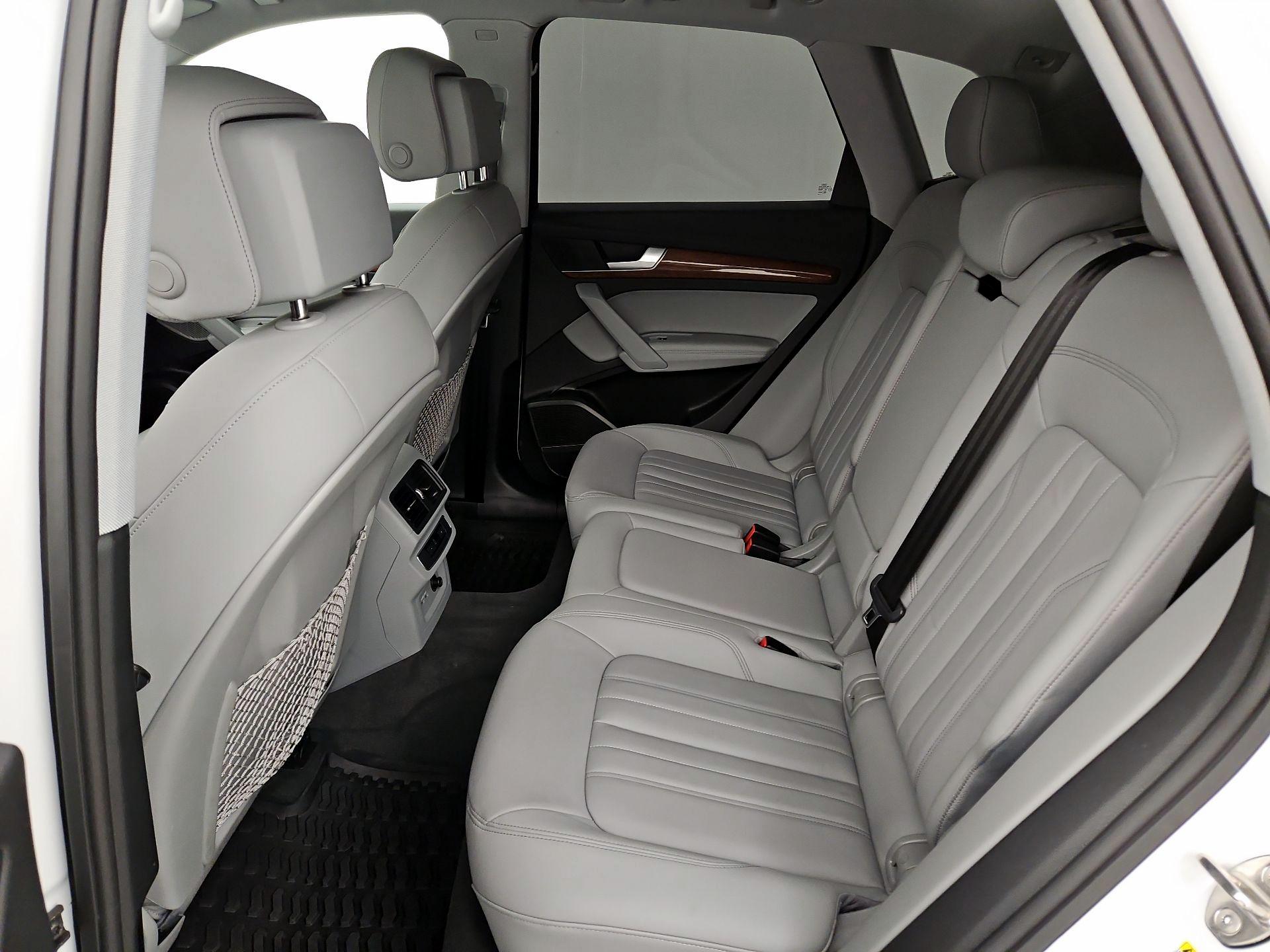 Thumbnail: 2023 Audi Q5 - 20