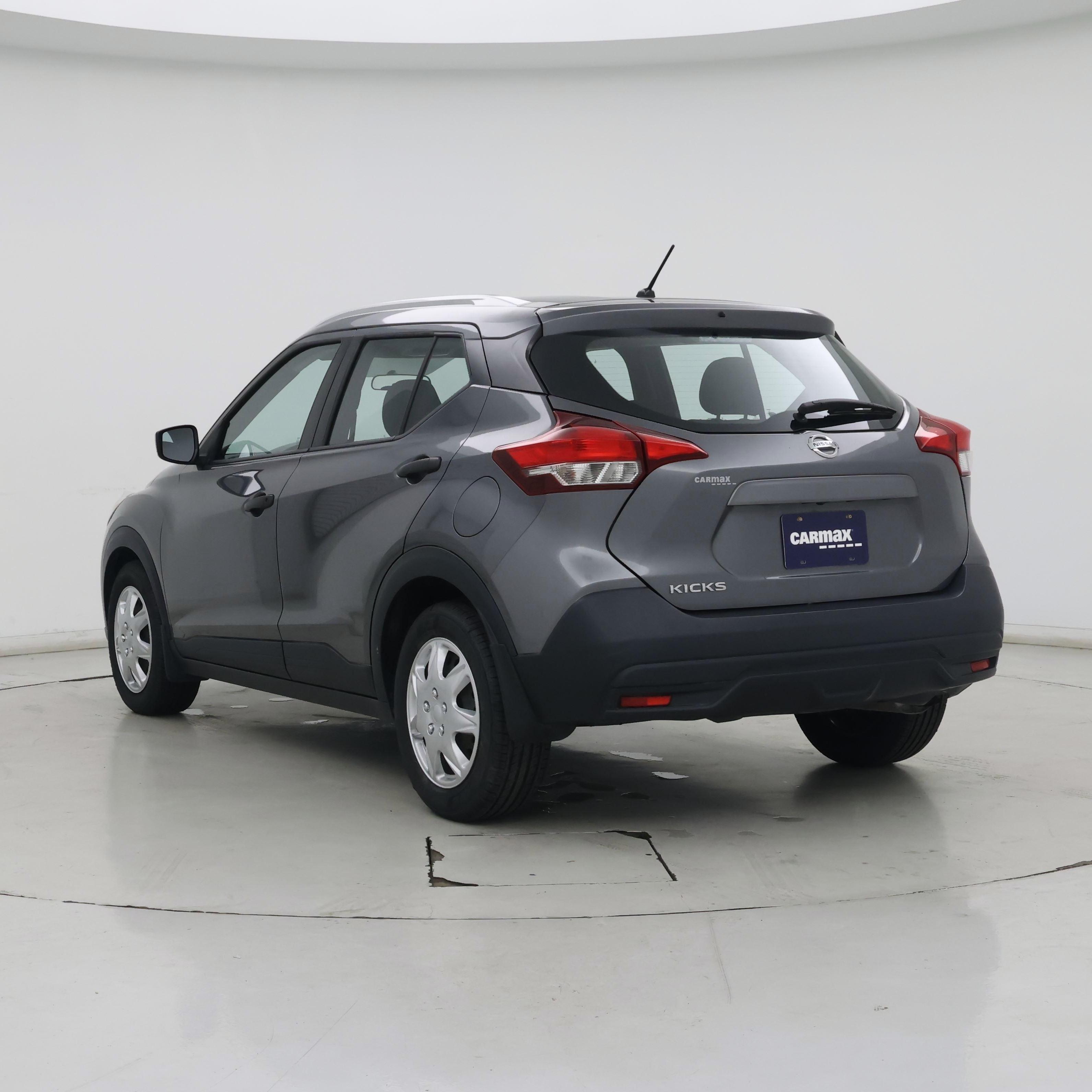 Thumbnail: 2018 Nissan Kicks - 2