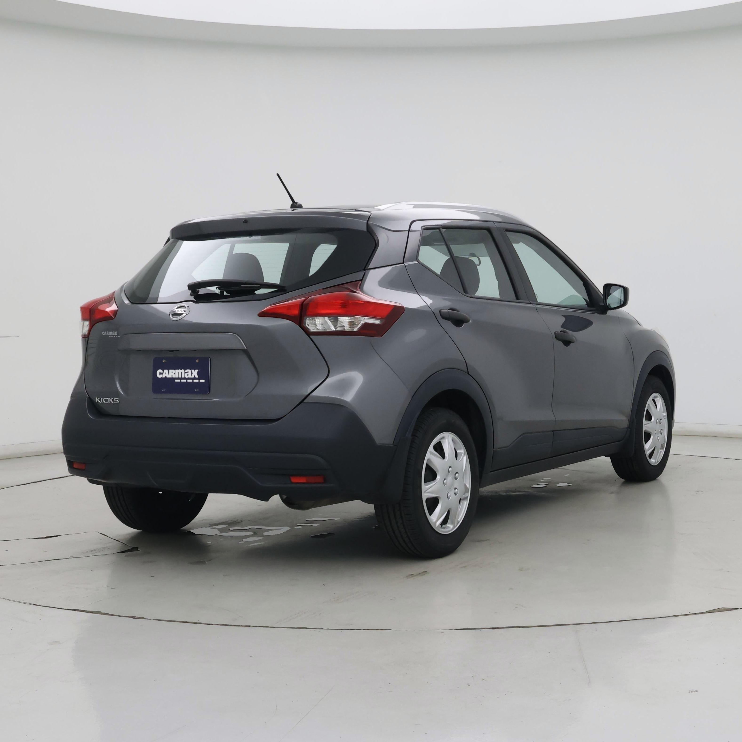 Thumbnail: 2018 Nissan Kicks - 8