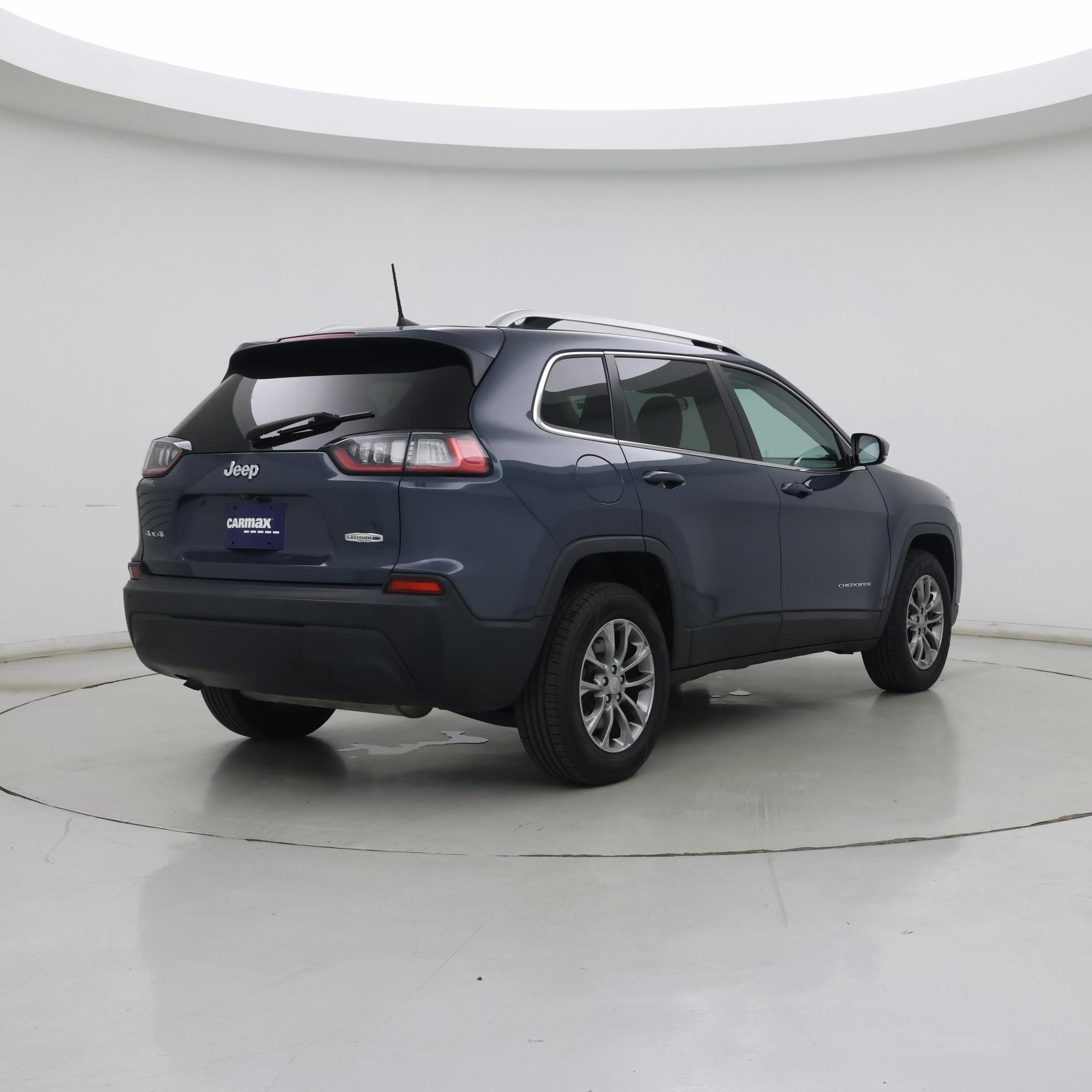 Thumbnail: 2019 Jeep Cherokee - 8