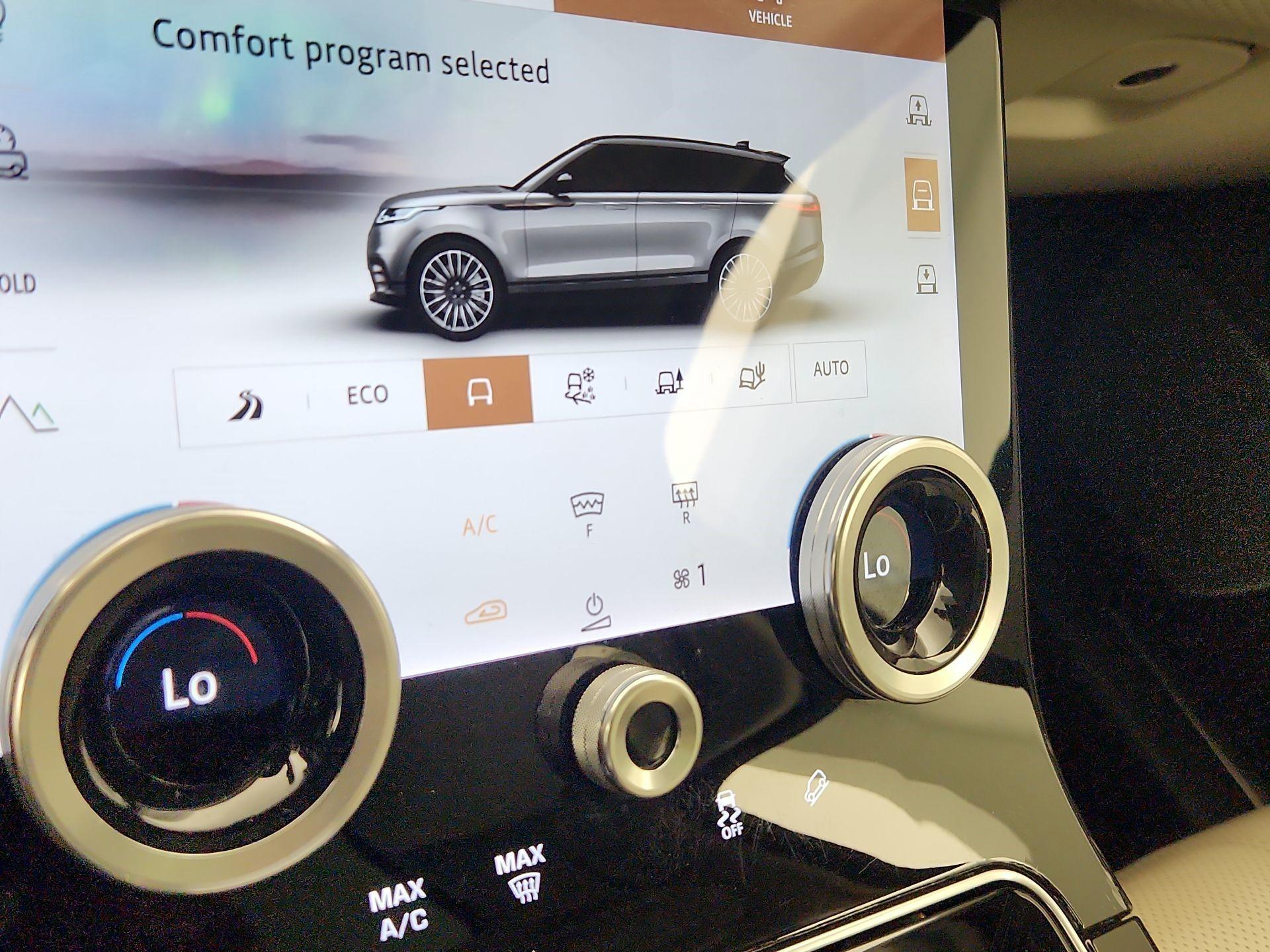 Thumbnail: 2021 Land Rover Range Rover Velar - 17