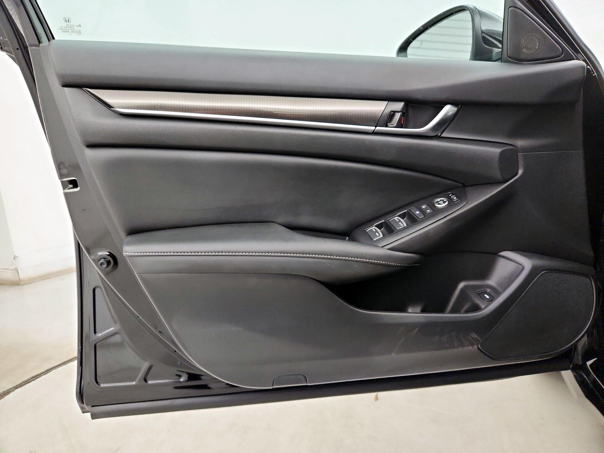 Thumbnail: 2021 Honda Accord - 12