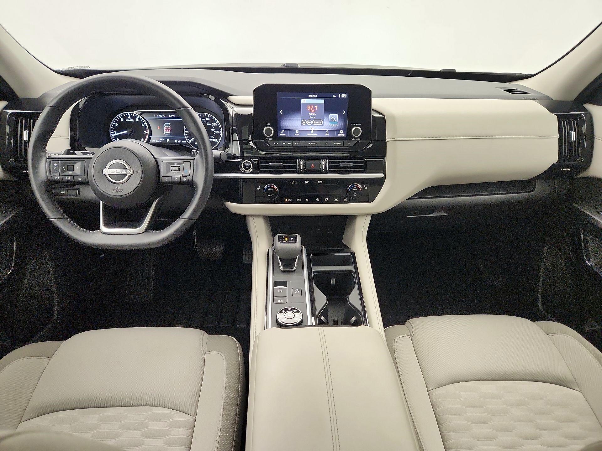 Thumbnail: 2024 Nissan Pathfinder - 9