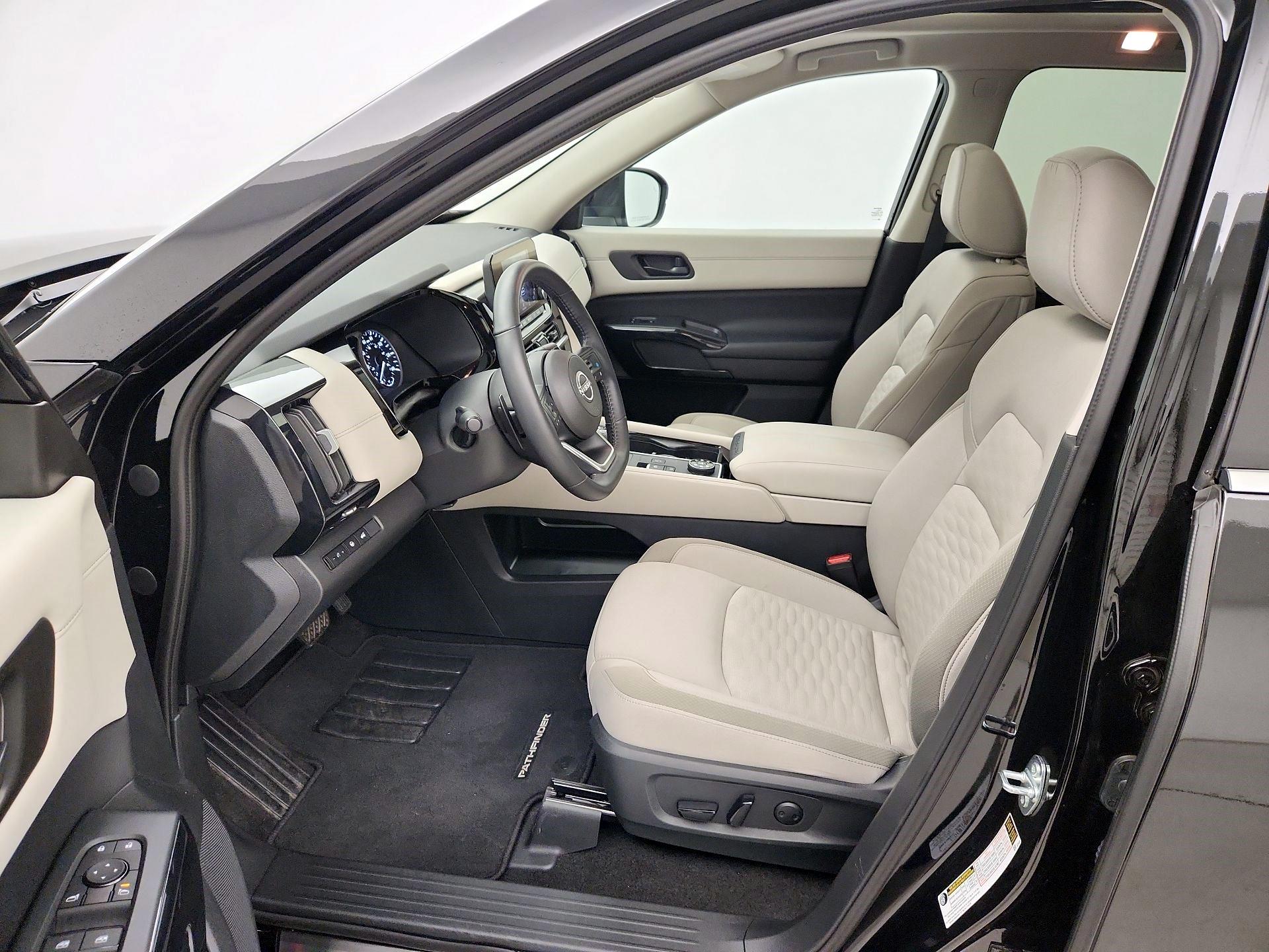 Thumbnail: 2024 Nissan Pathfinder - 11