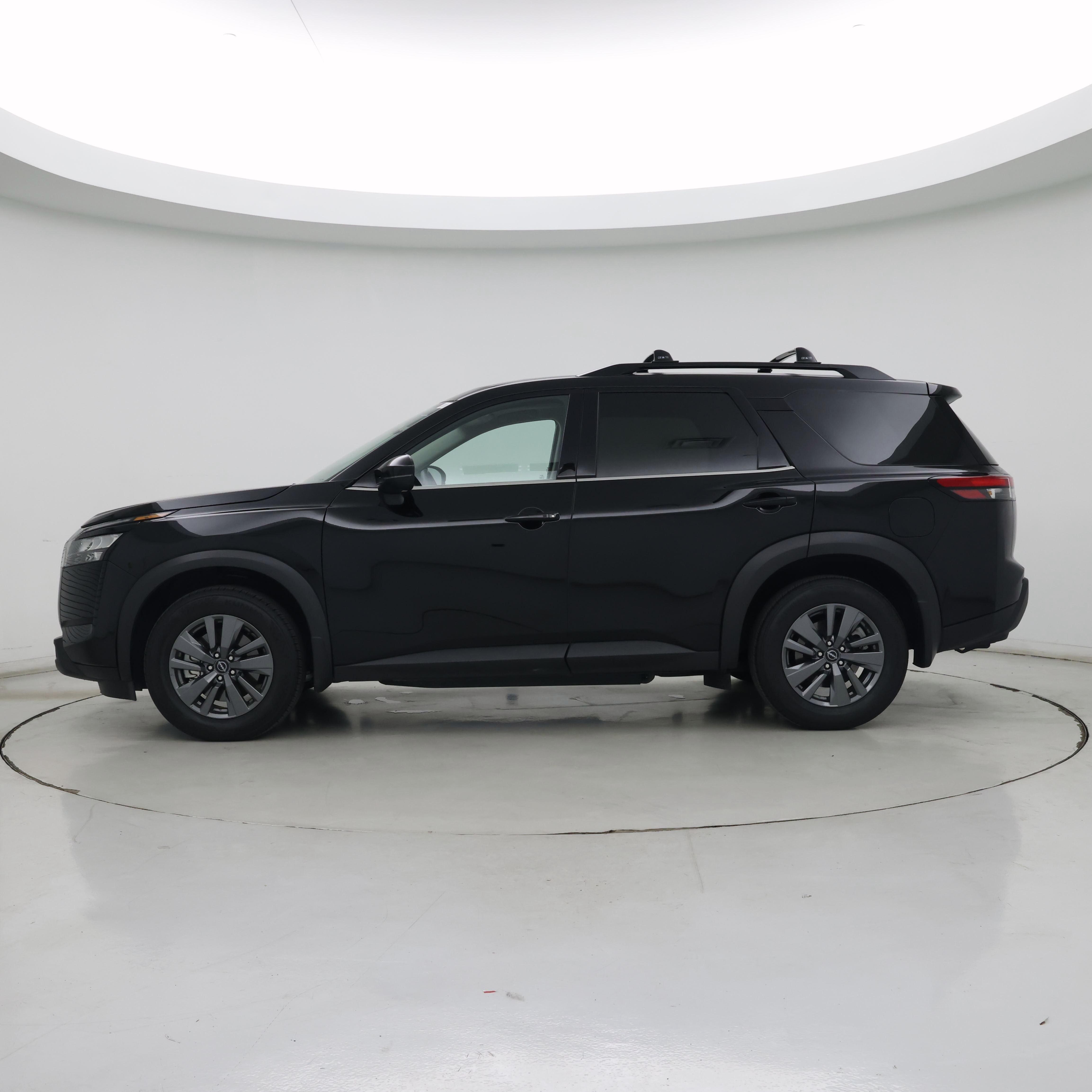 Thumbnail: 2024 Nissan Pathfinder - 3