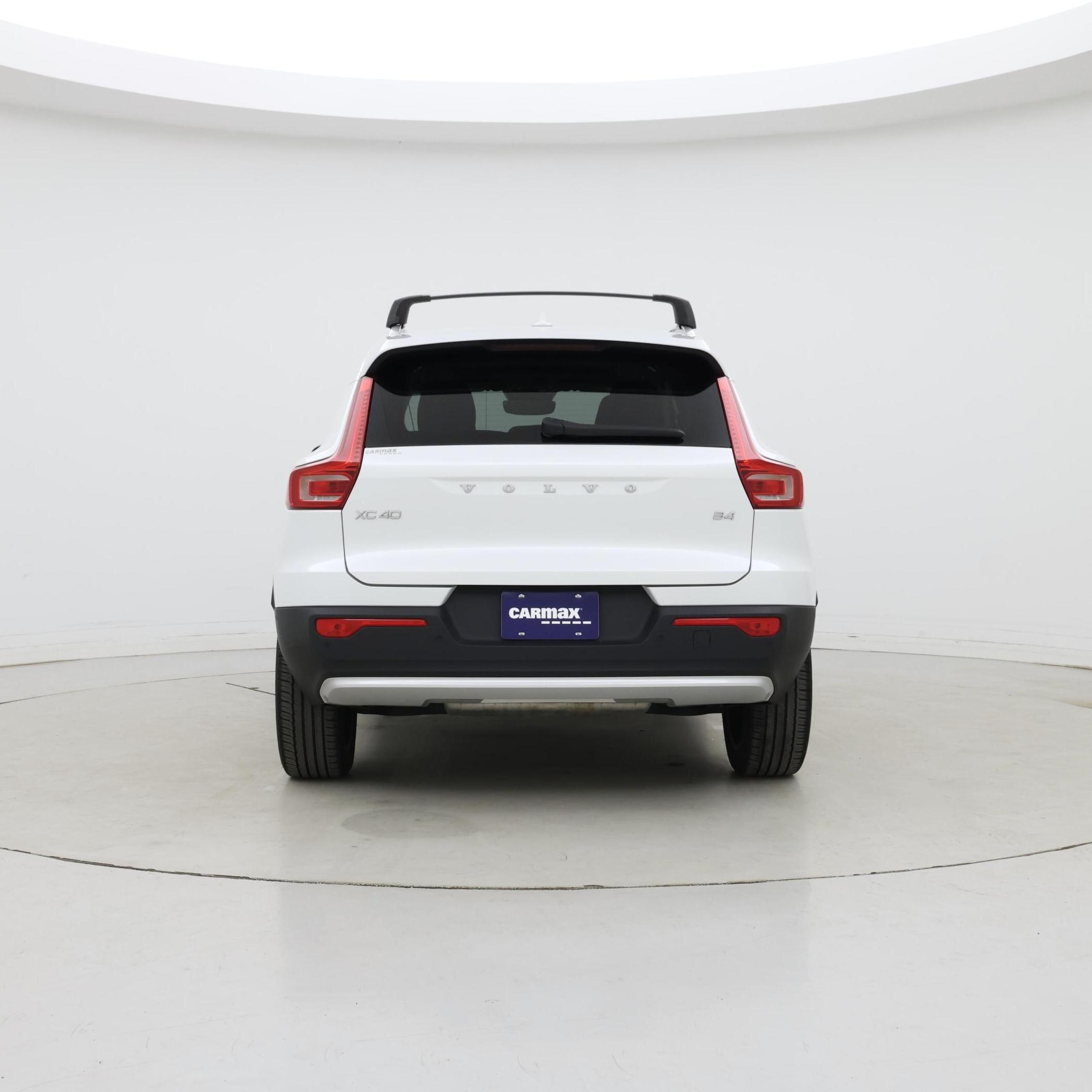 Thumbnail: 2023 Volvo XC40 - 6