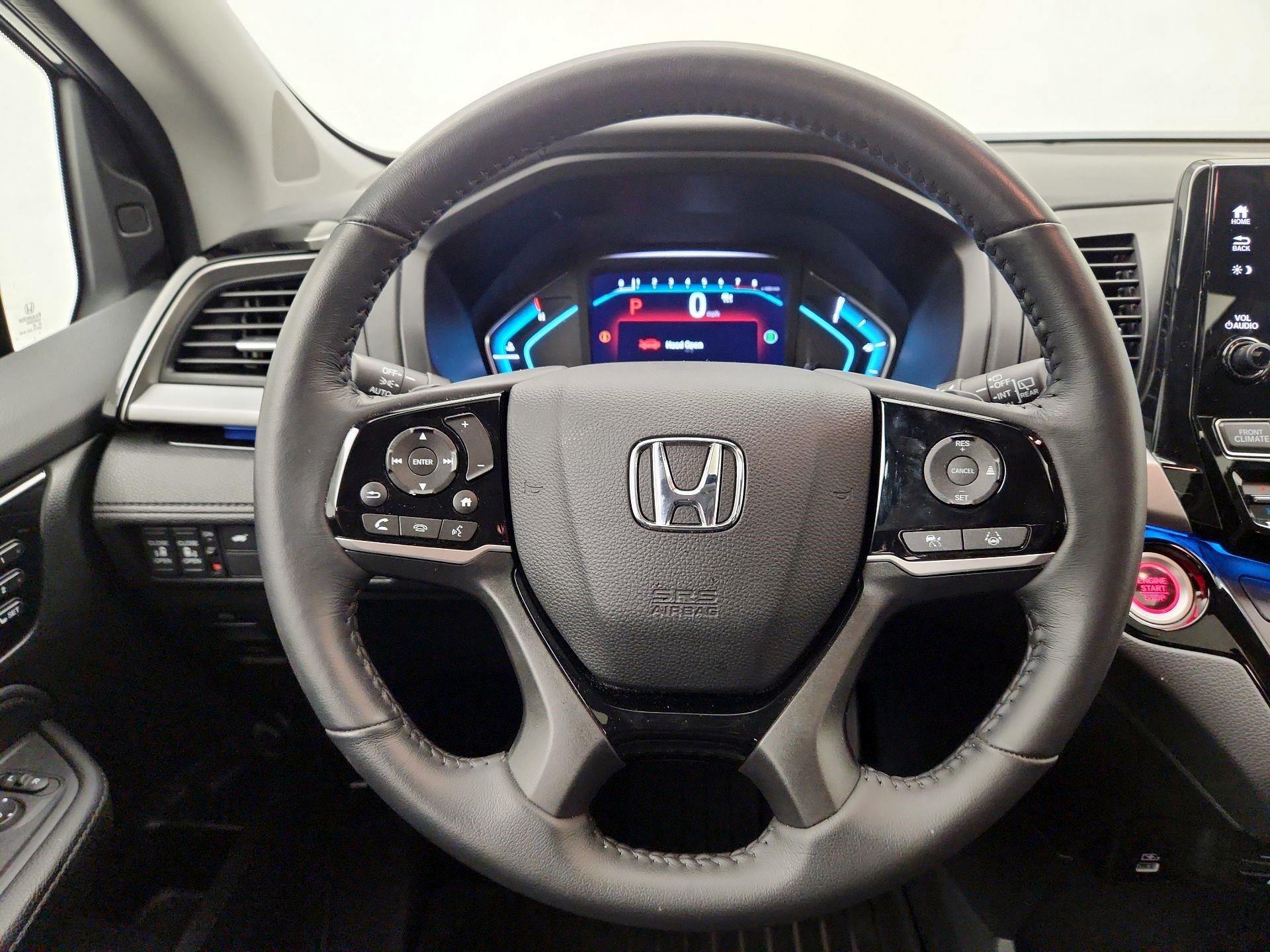 Thumbnail: 2023 Honda Odyssey - 10
