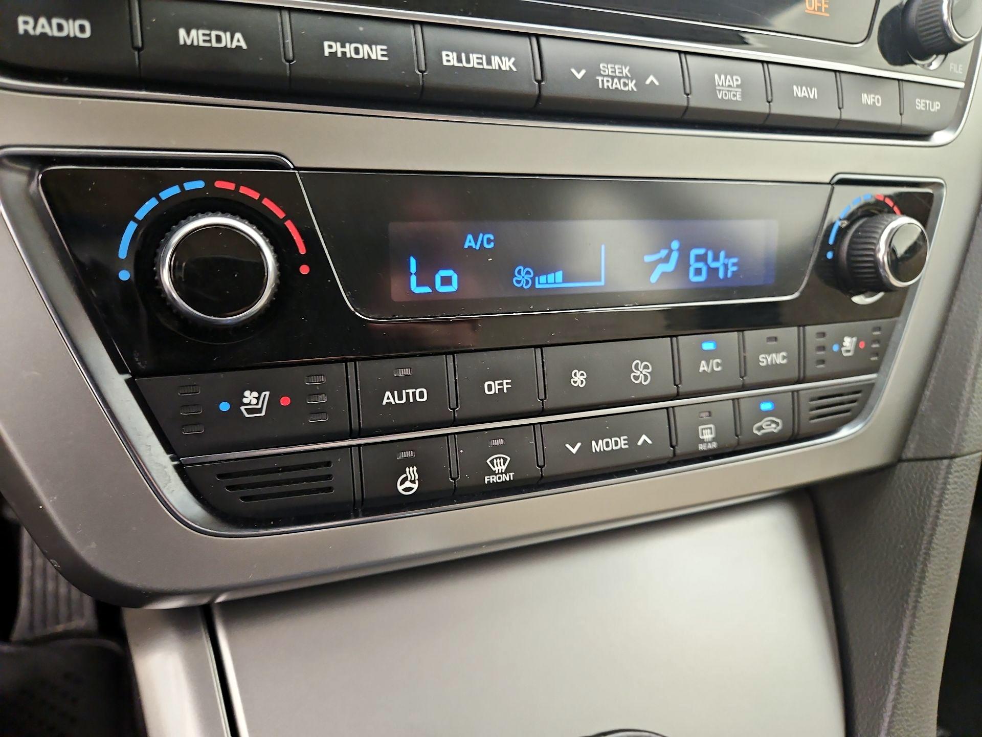 Thumbnail: 2015 Hyundai Sonata - 17