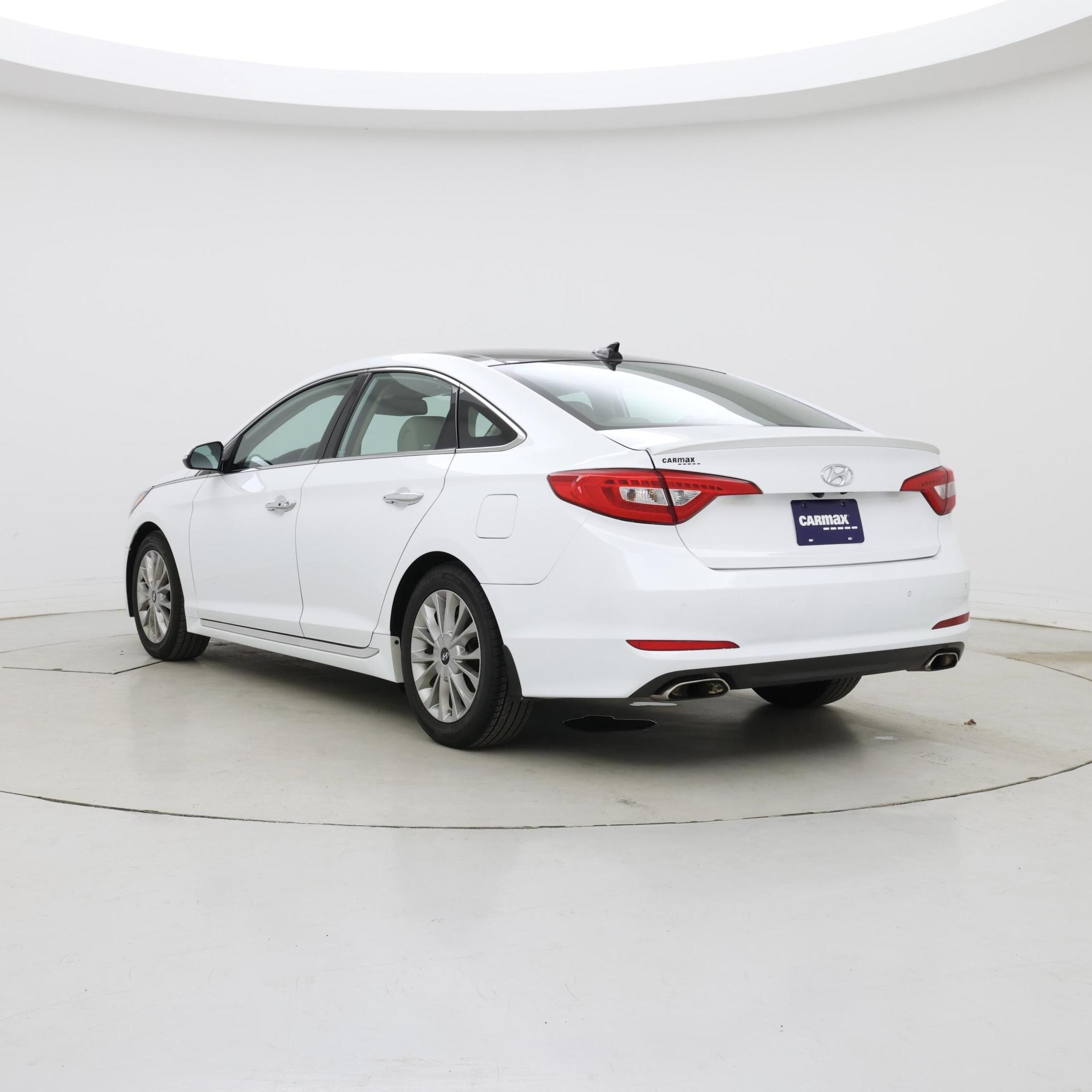 Thumbnail: 2015 Hyundai Sonata - 2