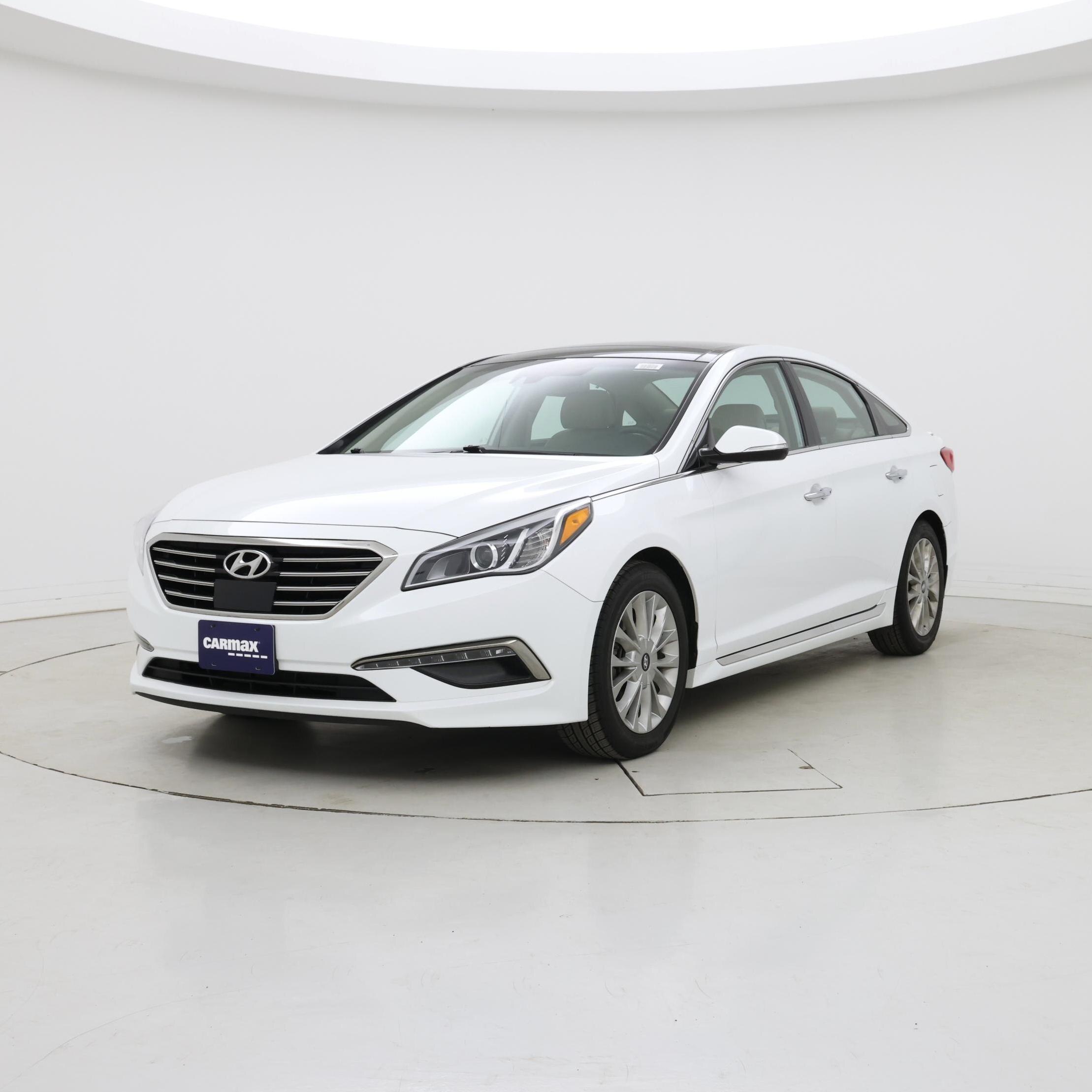 Thumbnail: 2015 Hyundai Sonata - 4
