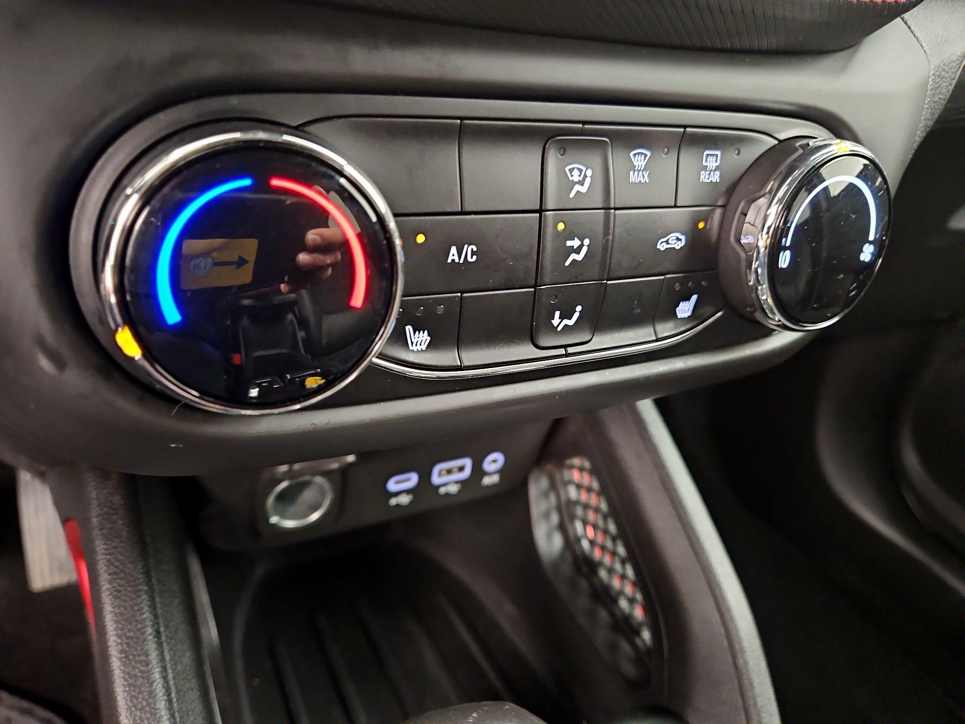 Thumbnail: 2021 Chevrolet TrailBlazer - 16