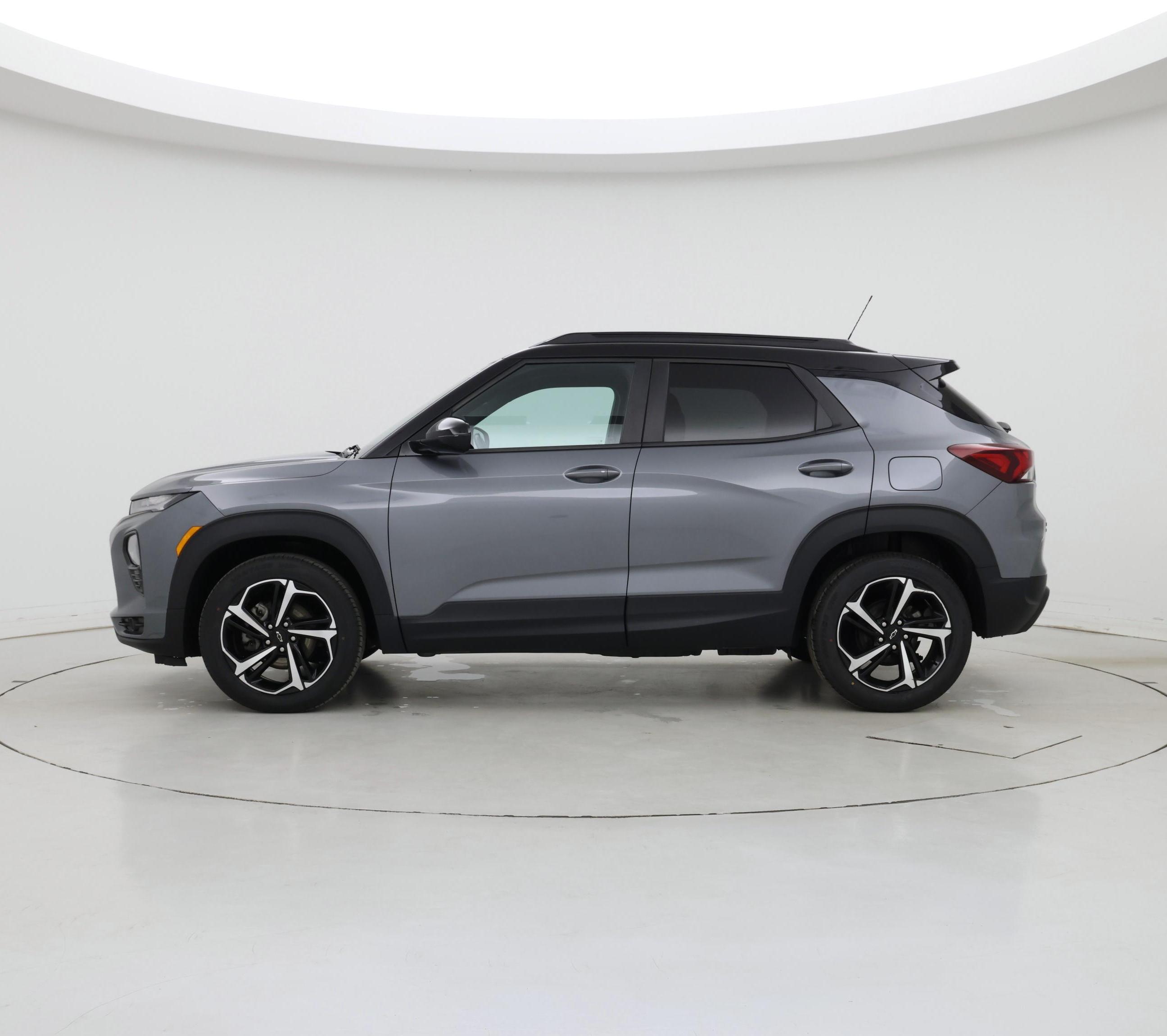 Thumbnail: 2021 Chevrolet TrailBlazer - 3