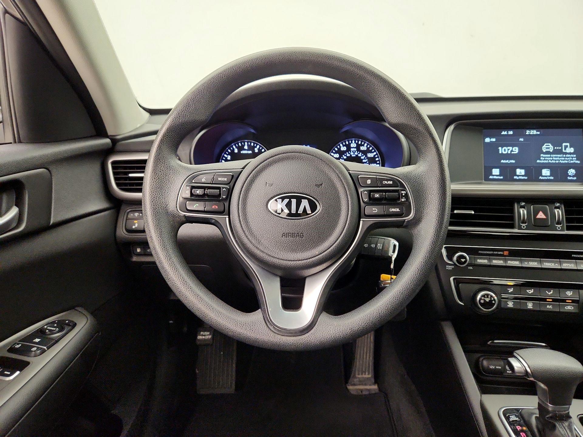 Thumbnail: 2018 Kia Optima - 10
