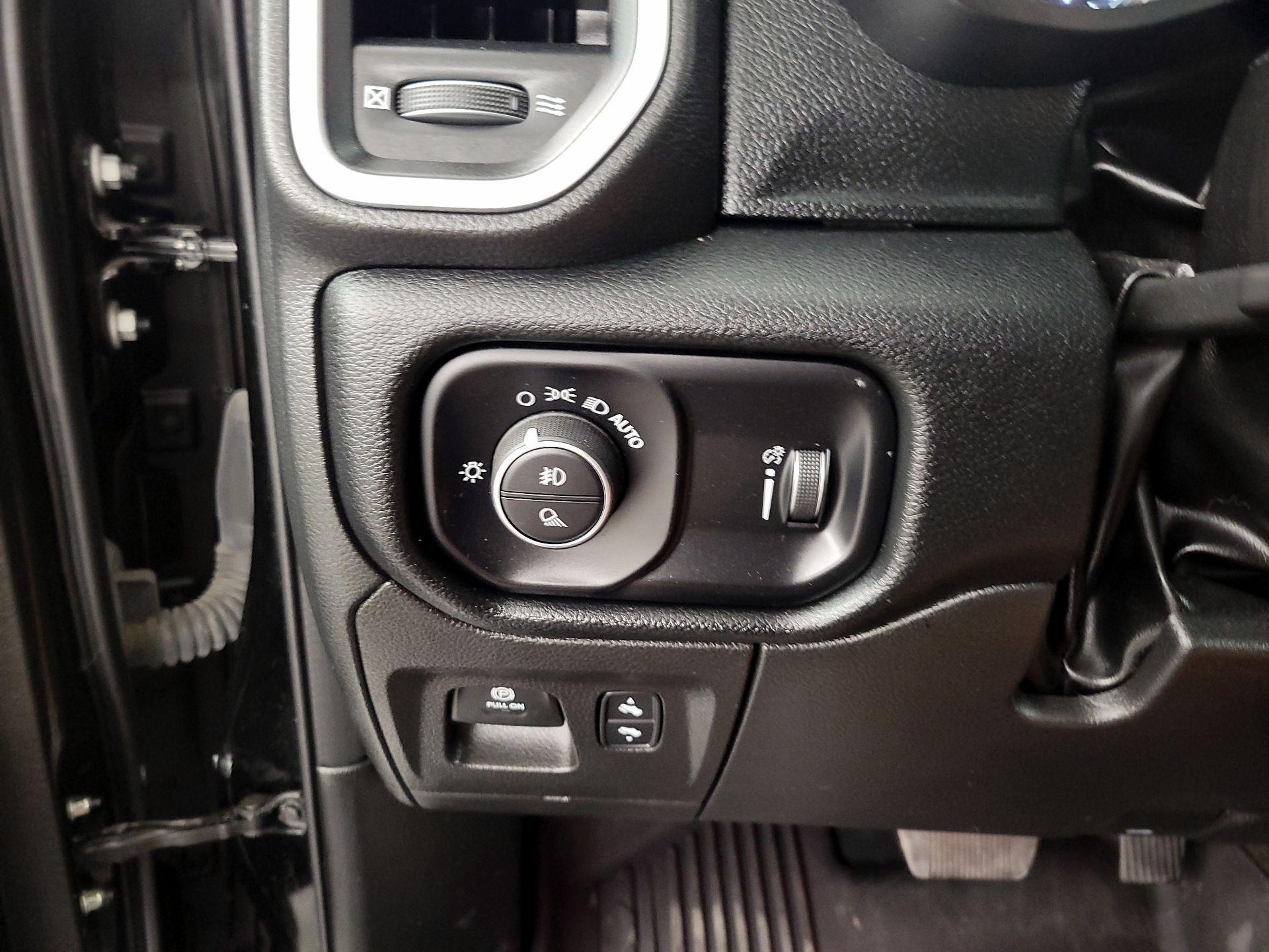 Thumbnail: 2022 RAM 1500 - 13
