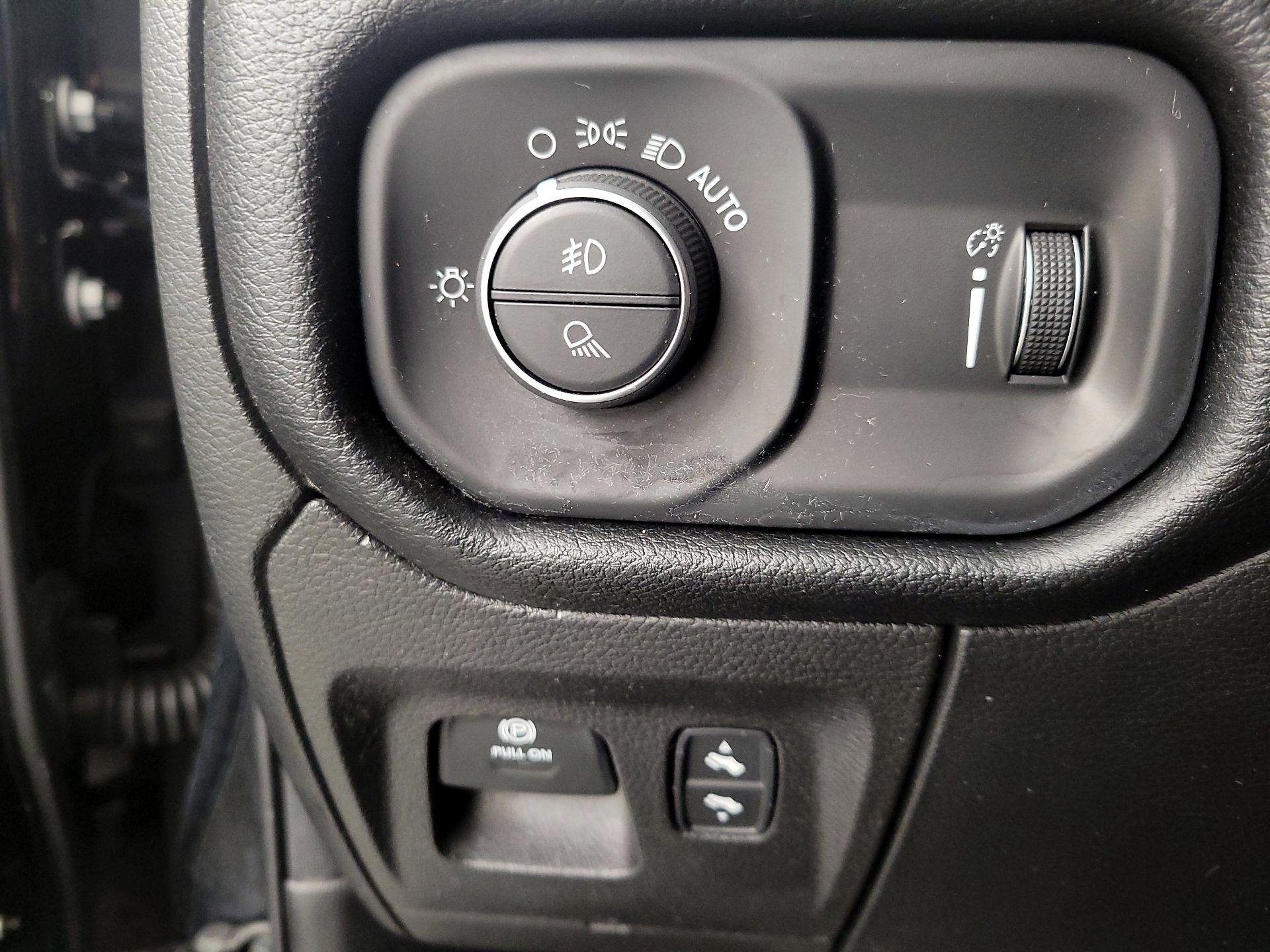 Thumbnail: 2020 RAM 1500 - 13