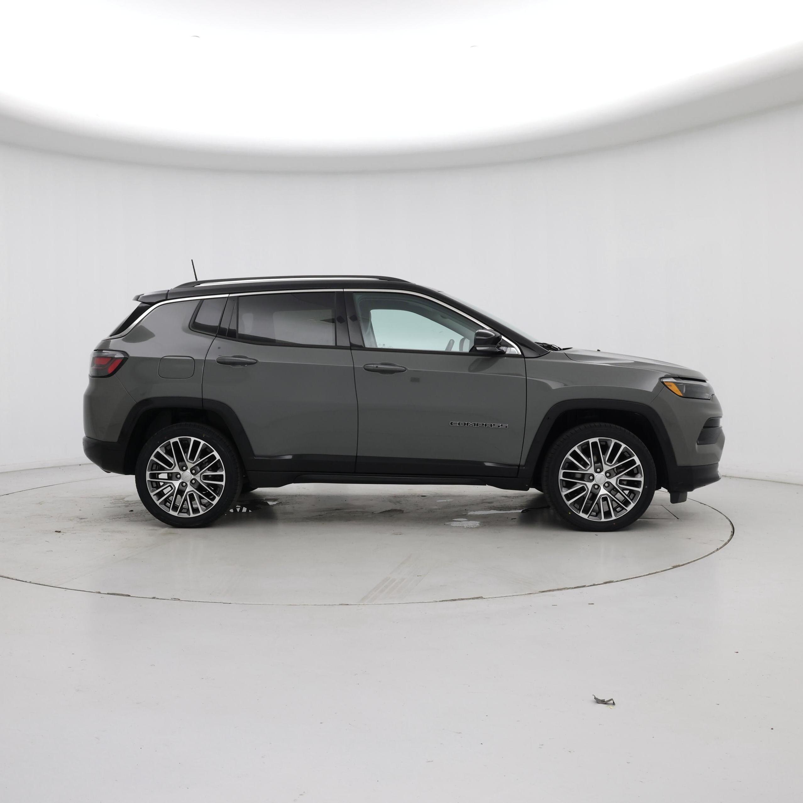 Thumbnail: 2022 Jeep Compass - 7
