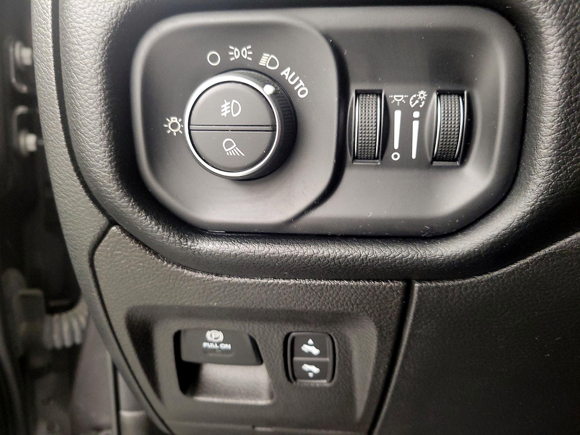Thumbnail: 2022 RAM 1500 - 13