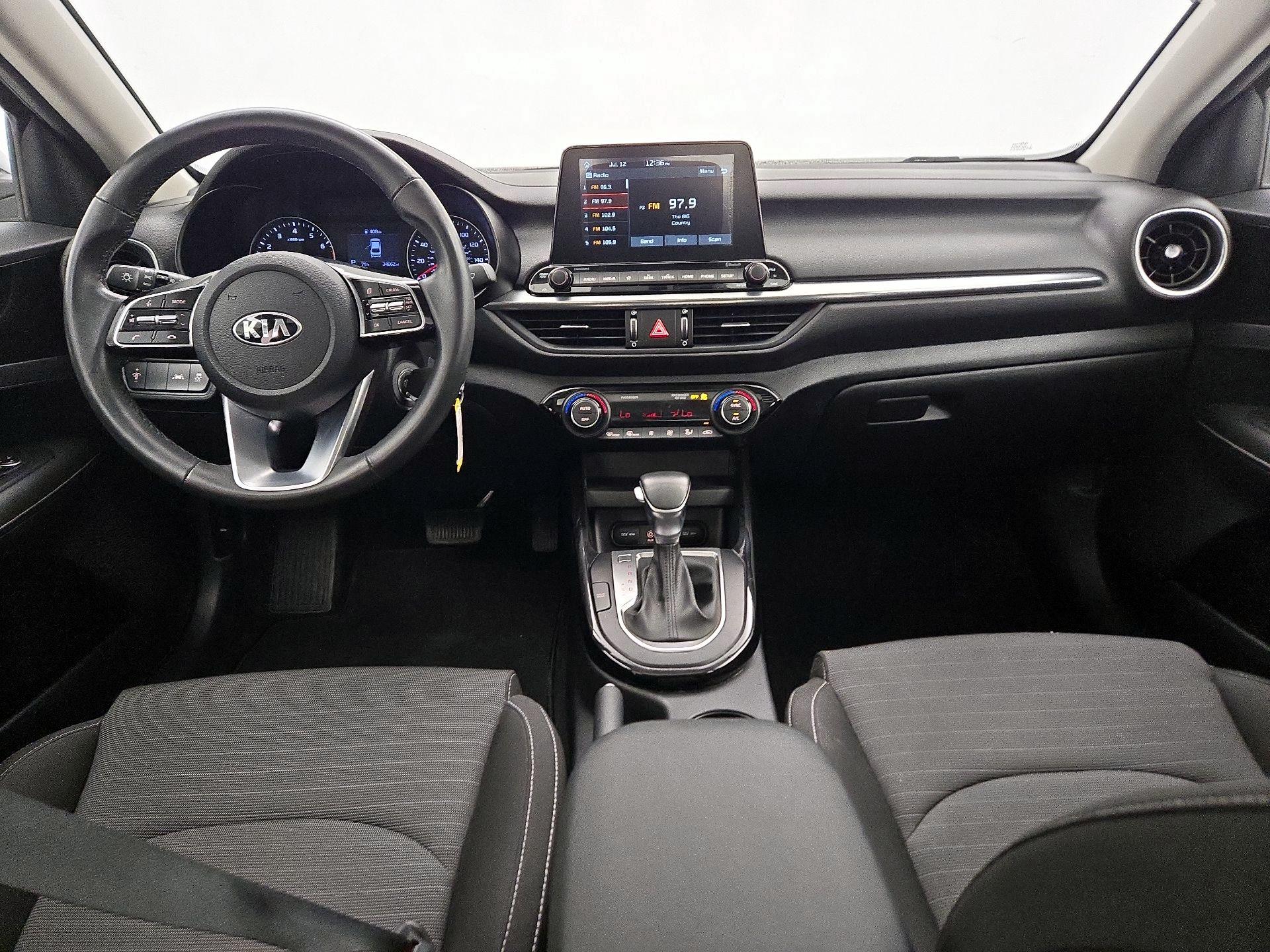 Thumbnail: 2019 Kia Forte - 9