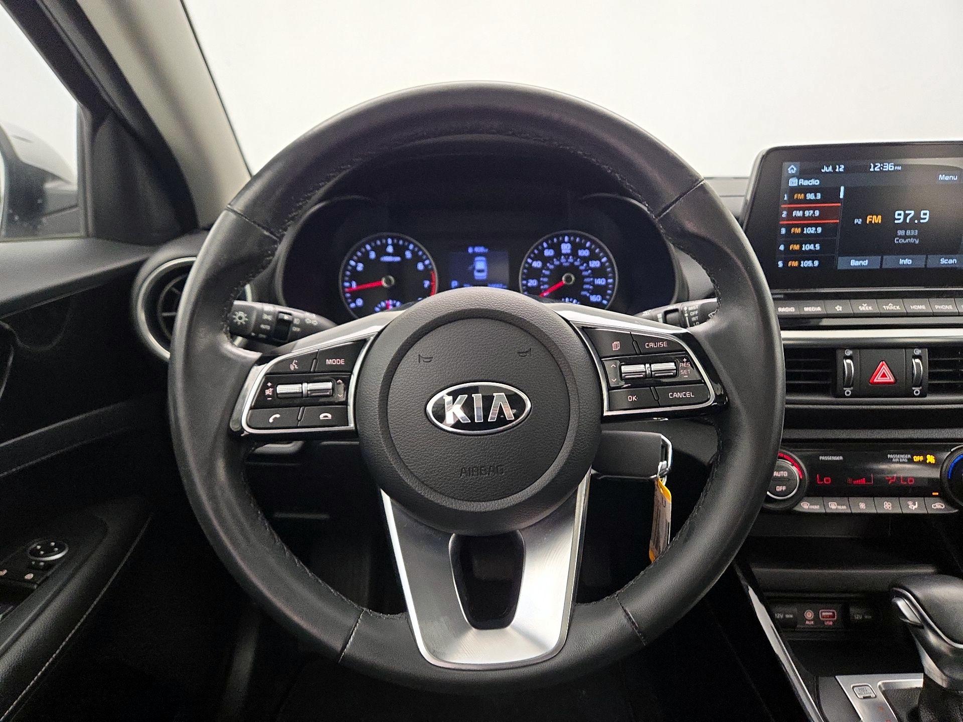 Thumbnail: 2019 Kia Forte - 10