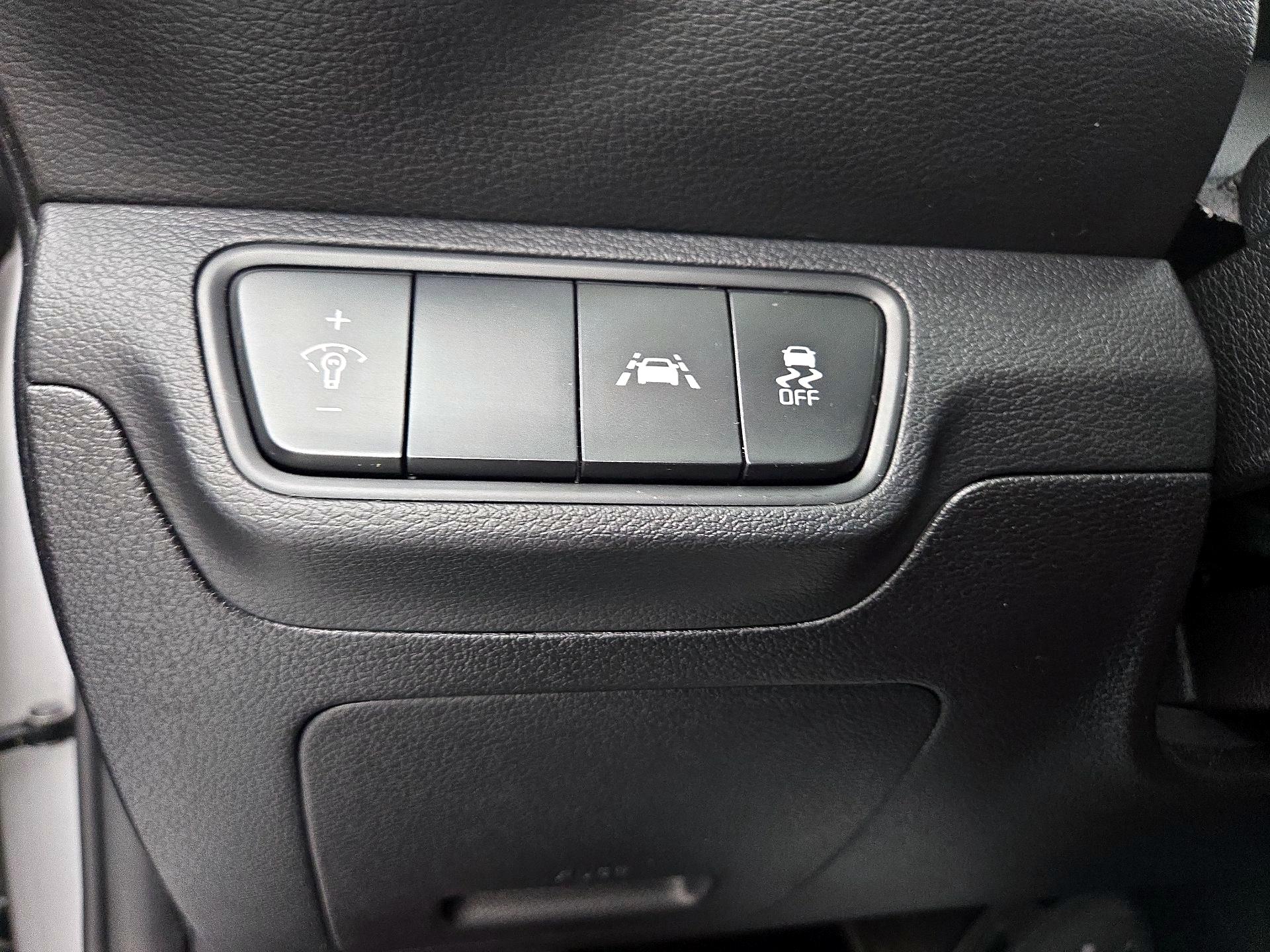 Thumbnail: 2019 Kia Forte - 13