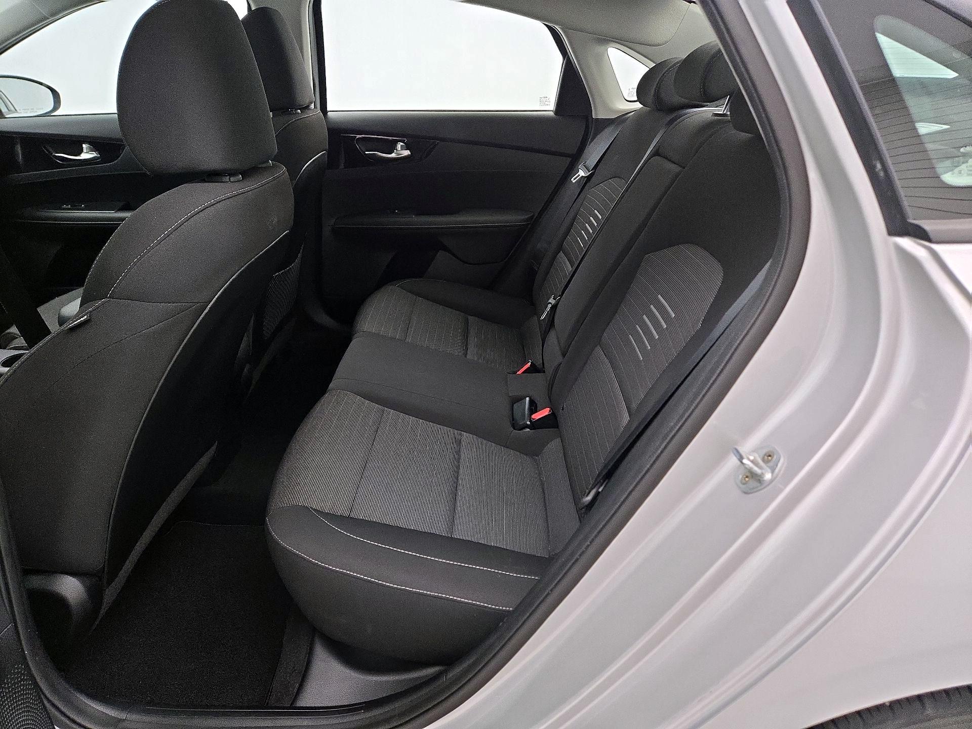 Thumbnail: 2019 Kia Forte - 20