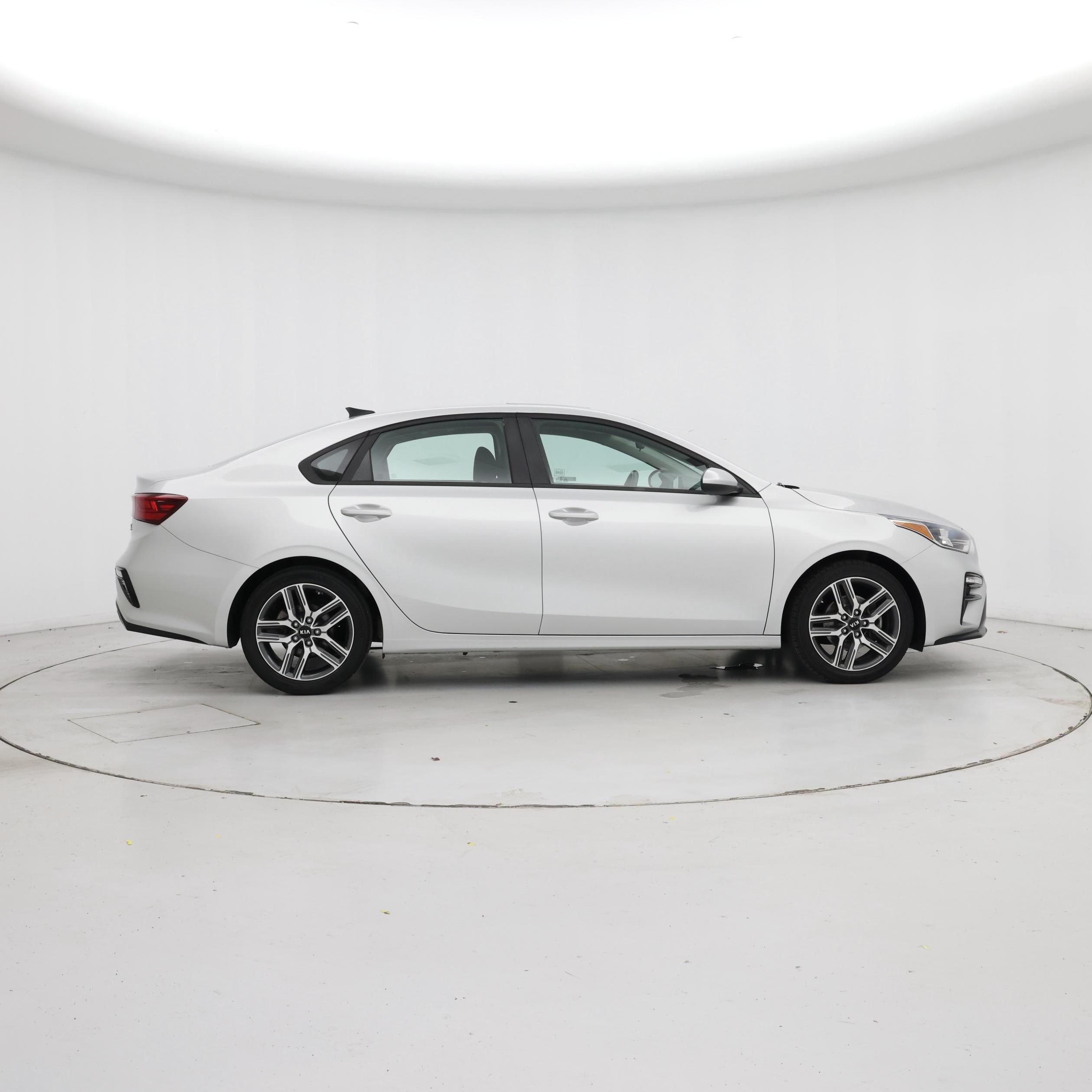Thumbnail: 2019 Kia Forte - 7