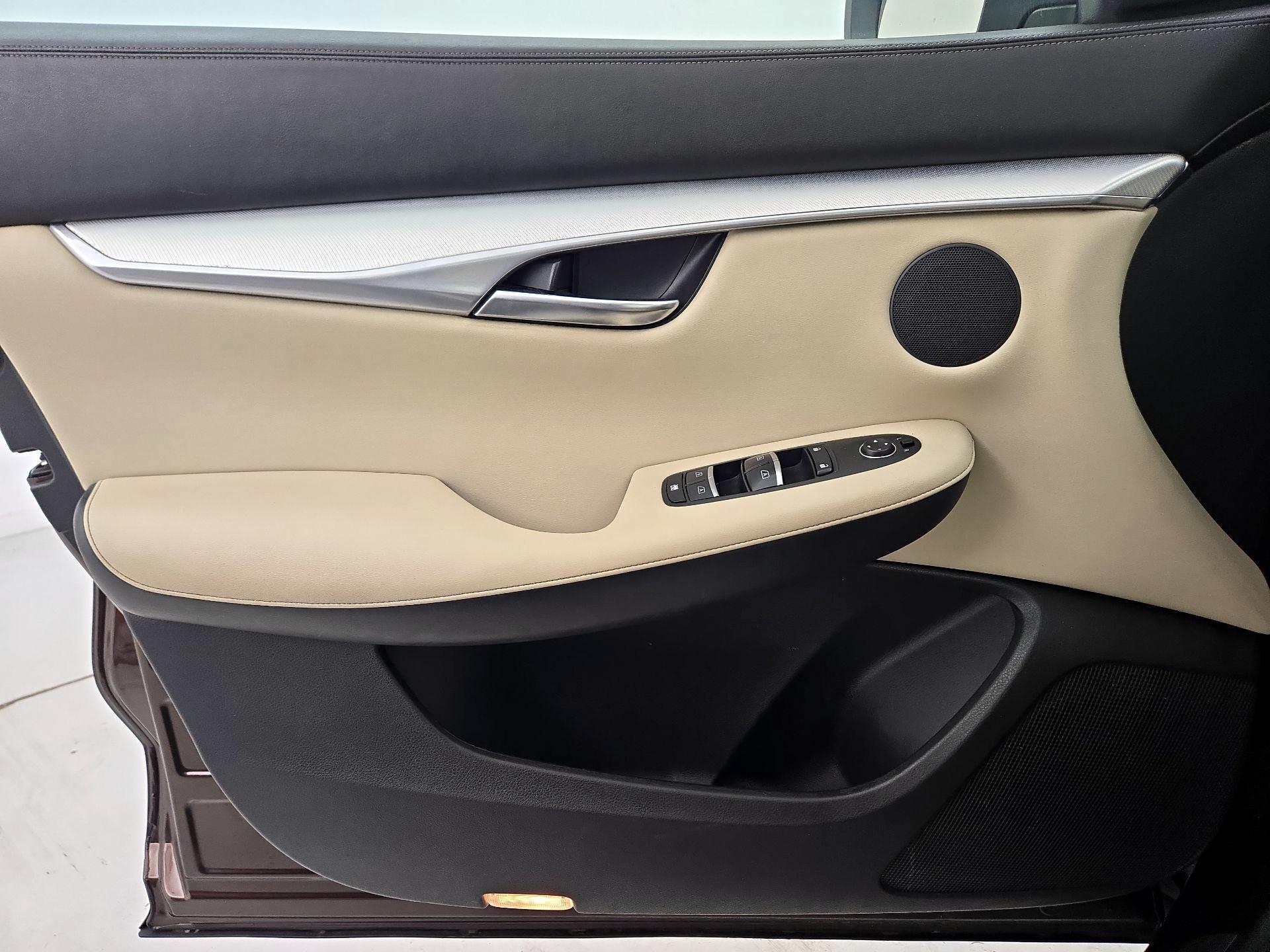 Thumbnail: 2020 INFINITI QX50 - 12
