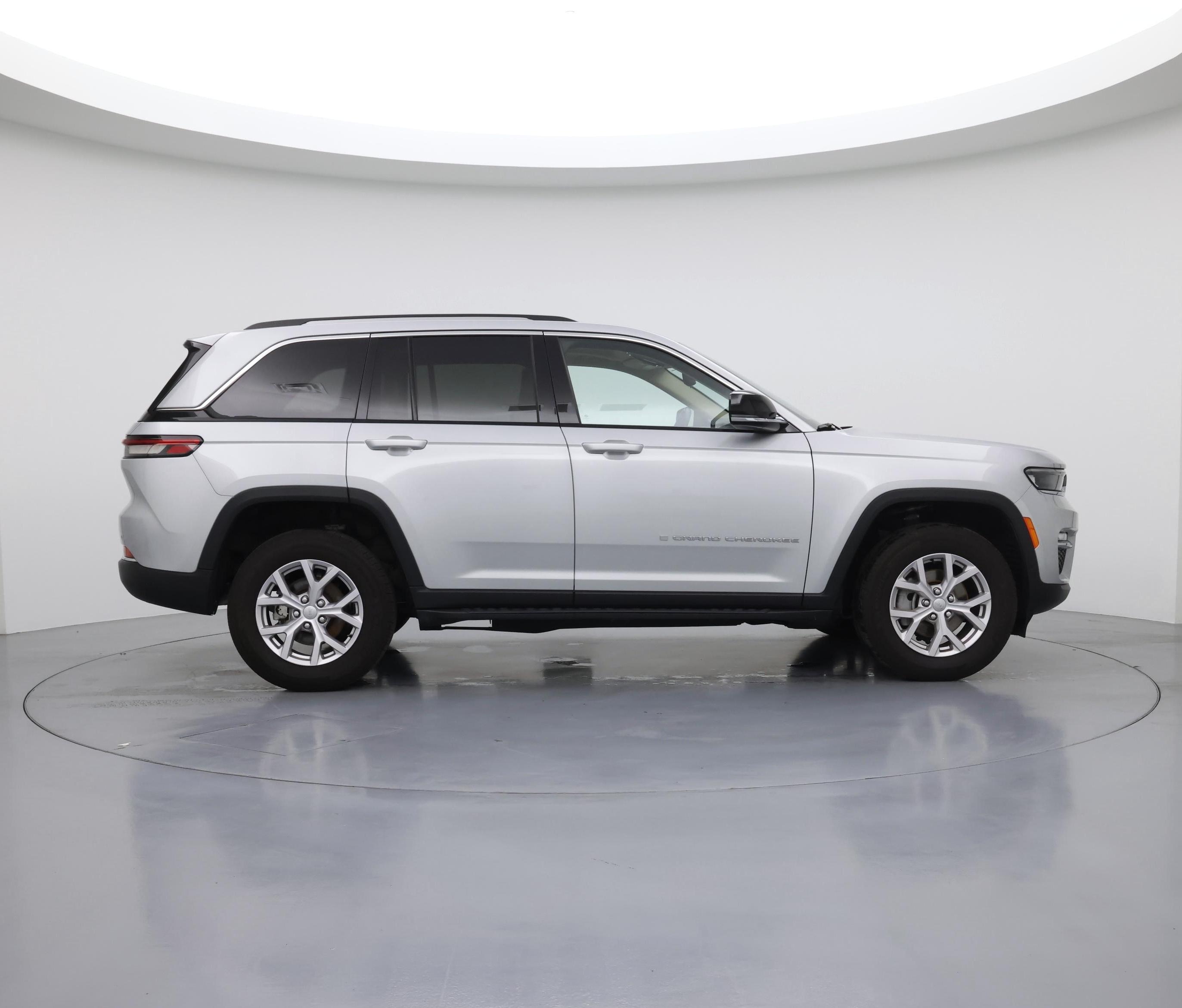 Thumbnail: 2022 Jeep Grand Cherokee - 7