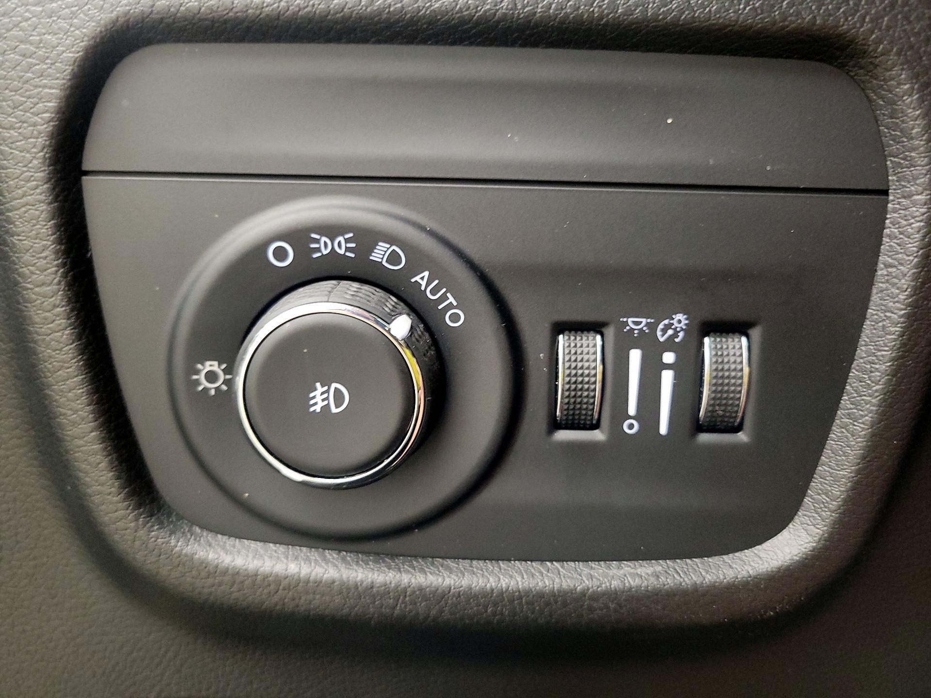 Thumbnail: 2022 Jeep Grand Cherokee L - 13