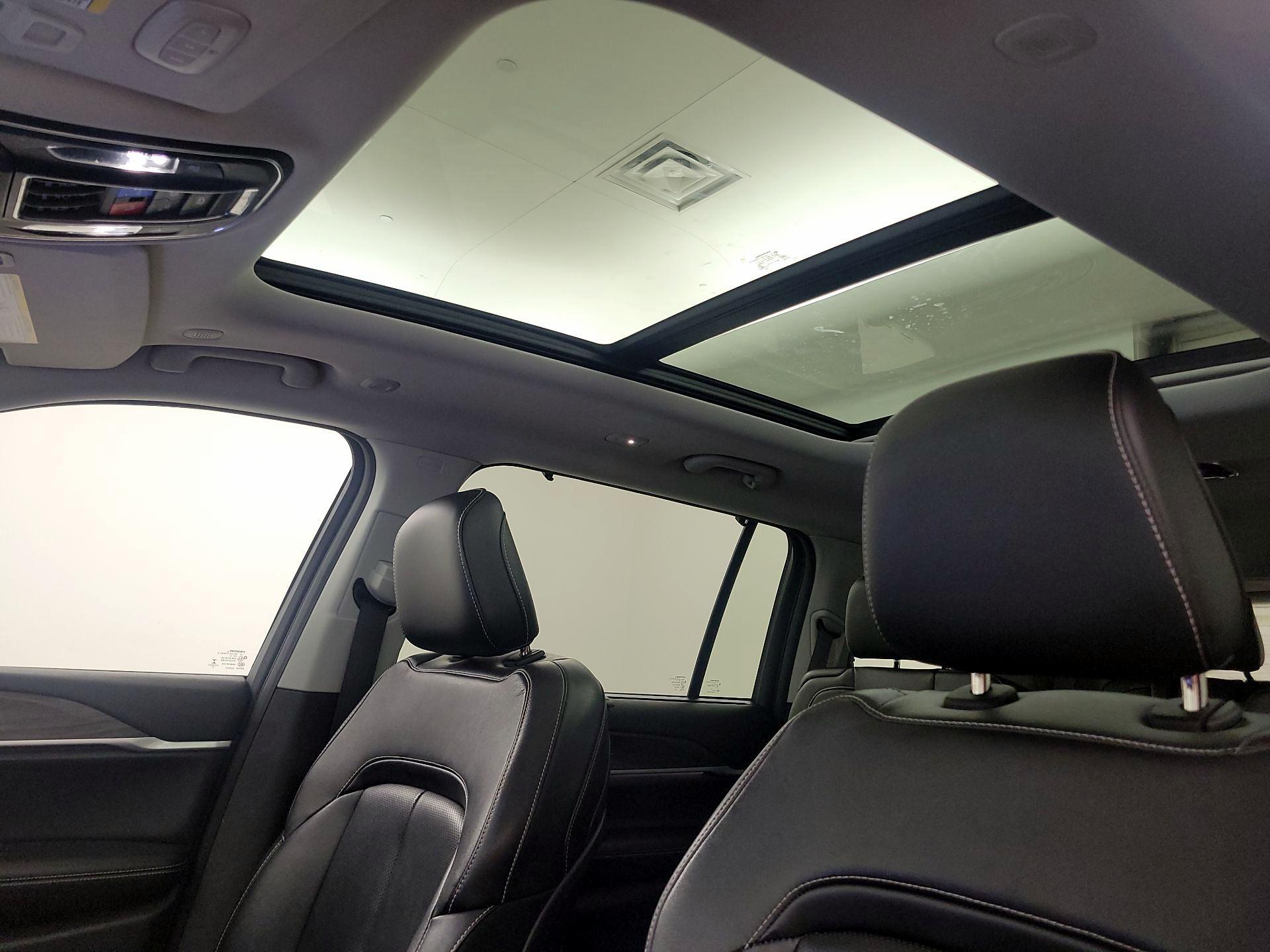 Thumbnail: 2022 Jeep Grand Cherokee L - 20