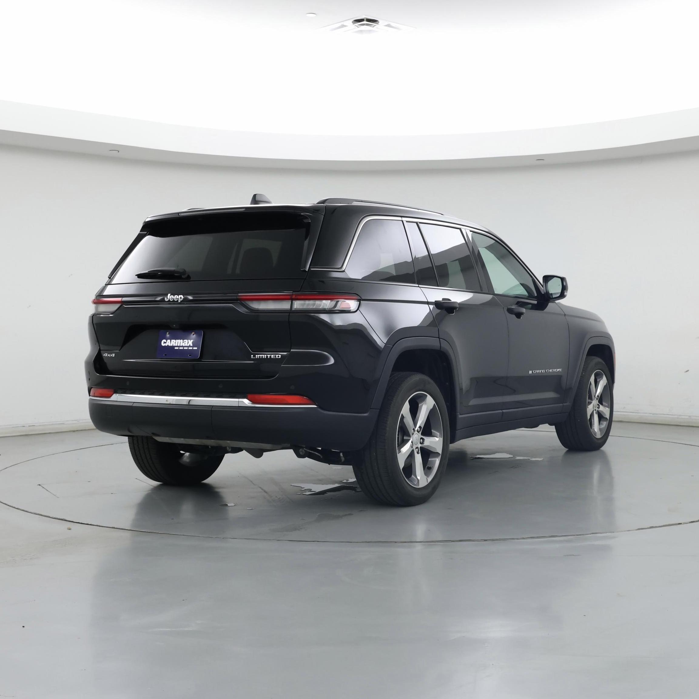Thumbnail: 2022 Jeep Grand Cherokee - 8