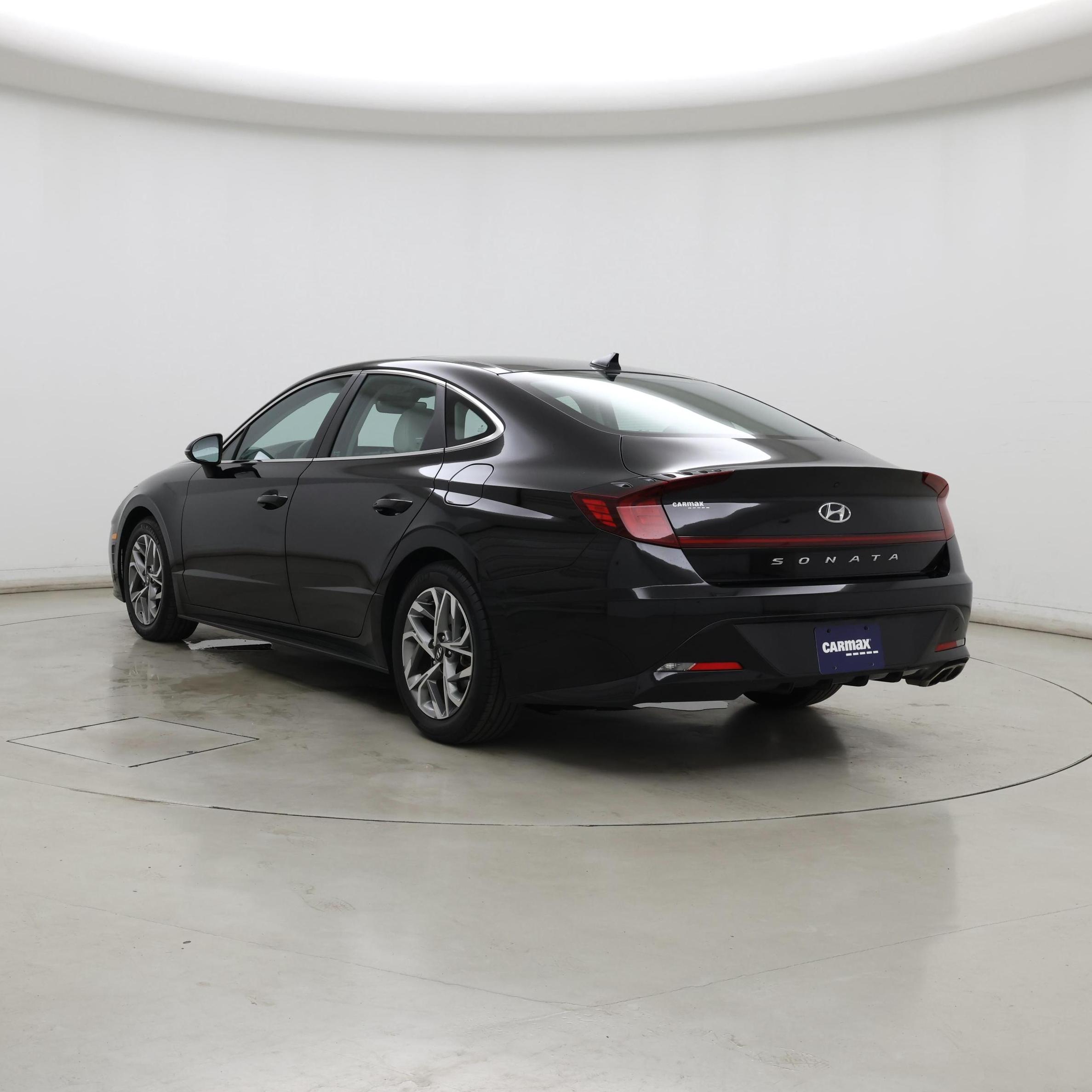Thumbnail: 2022 Hyundai Sonata - 2
