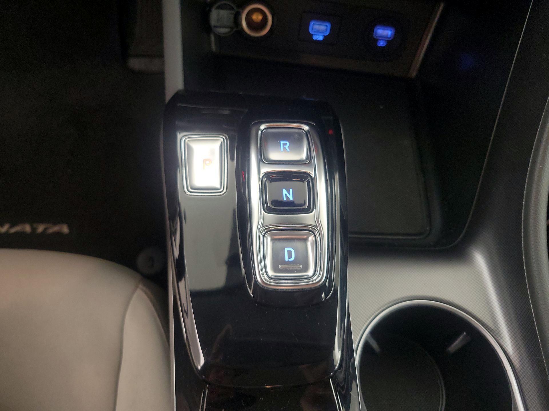 Thumbnail: 2022 Hyundai Sonata - 17