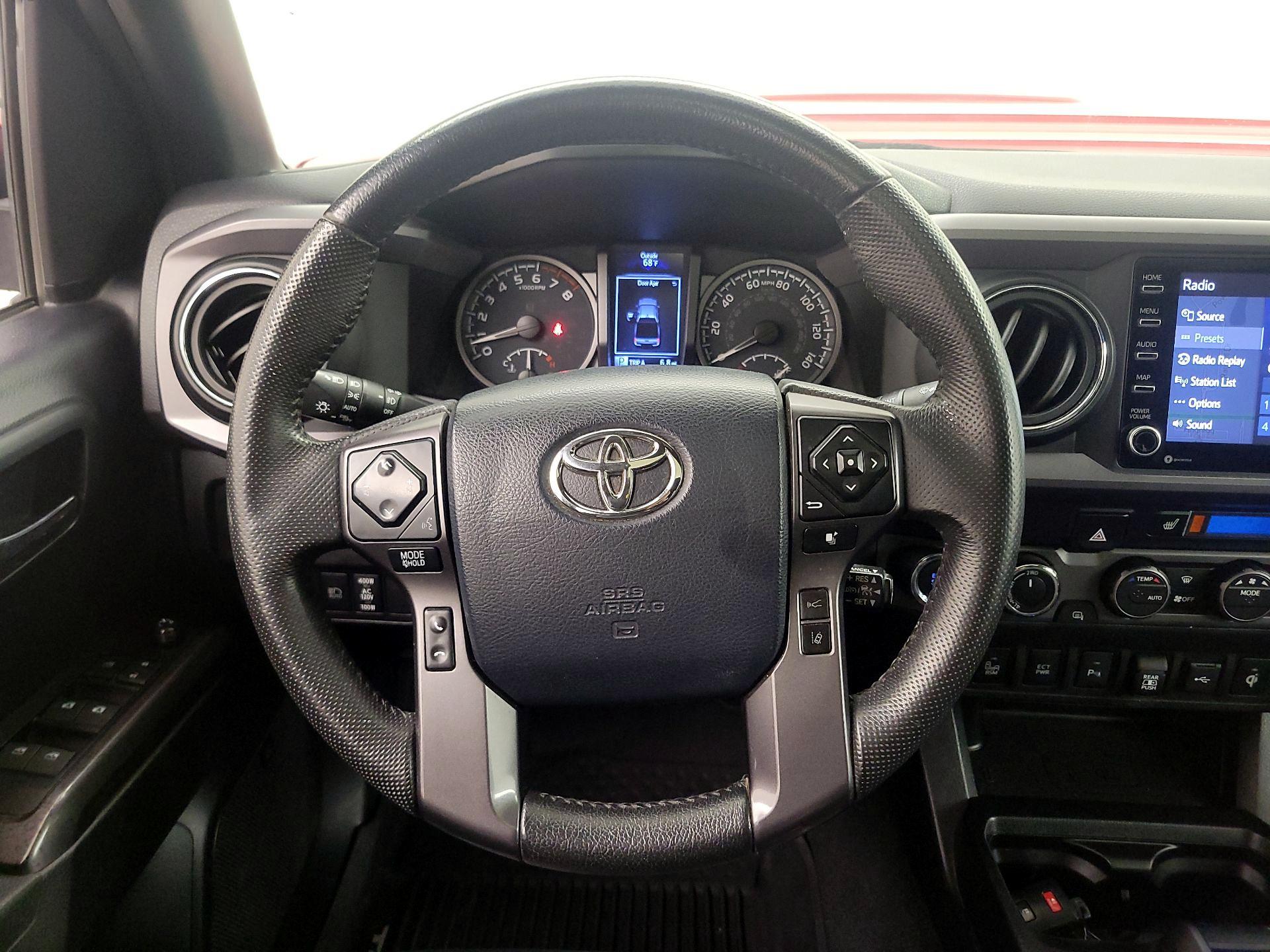 Thumbnail: 2020 Toyota Tacoma - 10