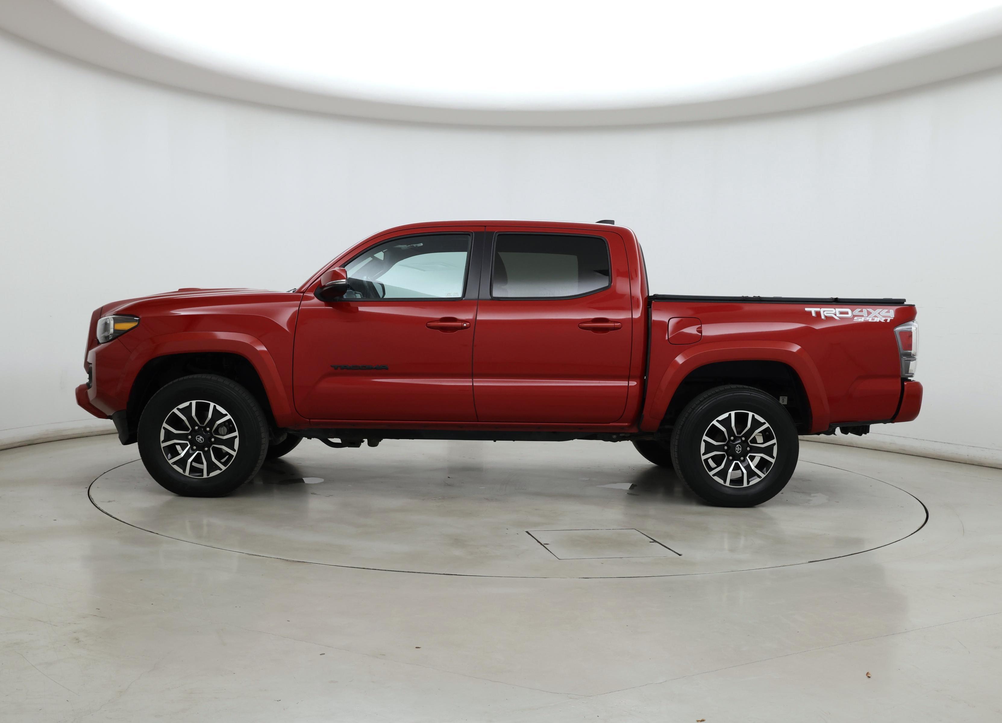 Thumbnail: 2020 Toyota Tacoma - 3