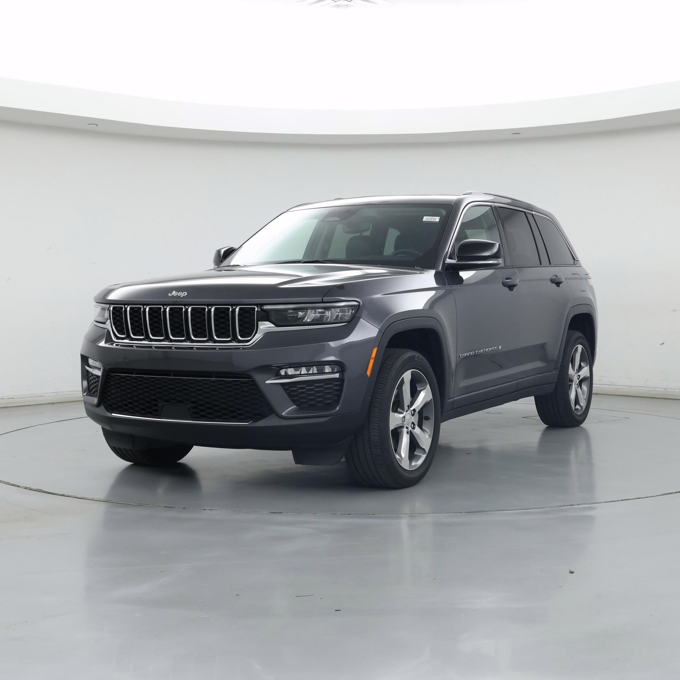 Thumbnail: 2022 Jeep Grand Cherokee - 4