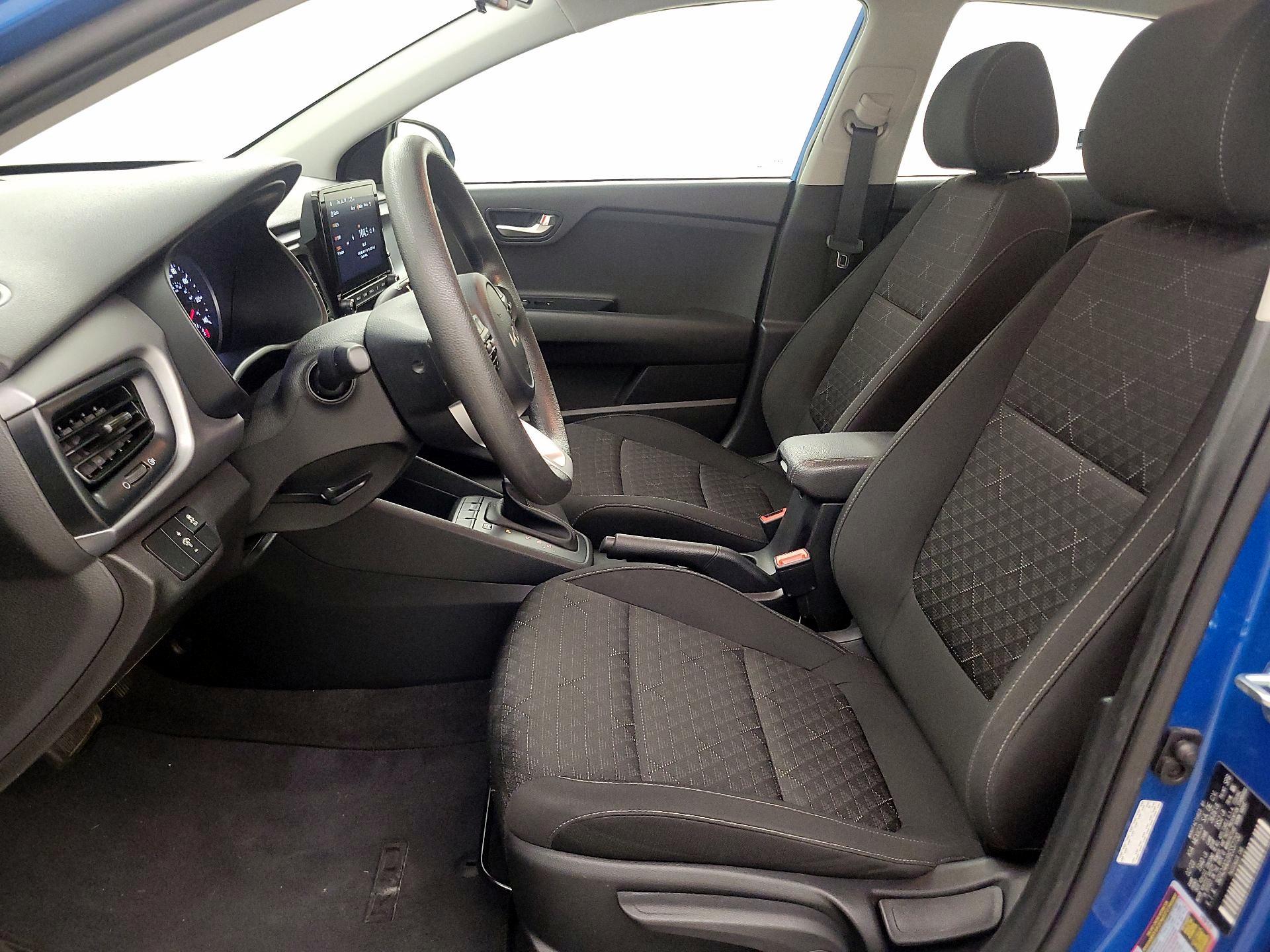 Thumbnail: 2023 Kia Rio - 11