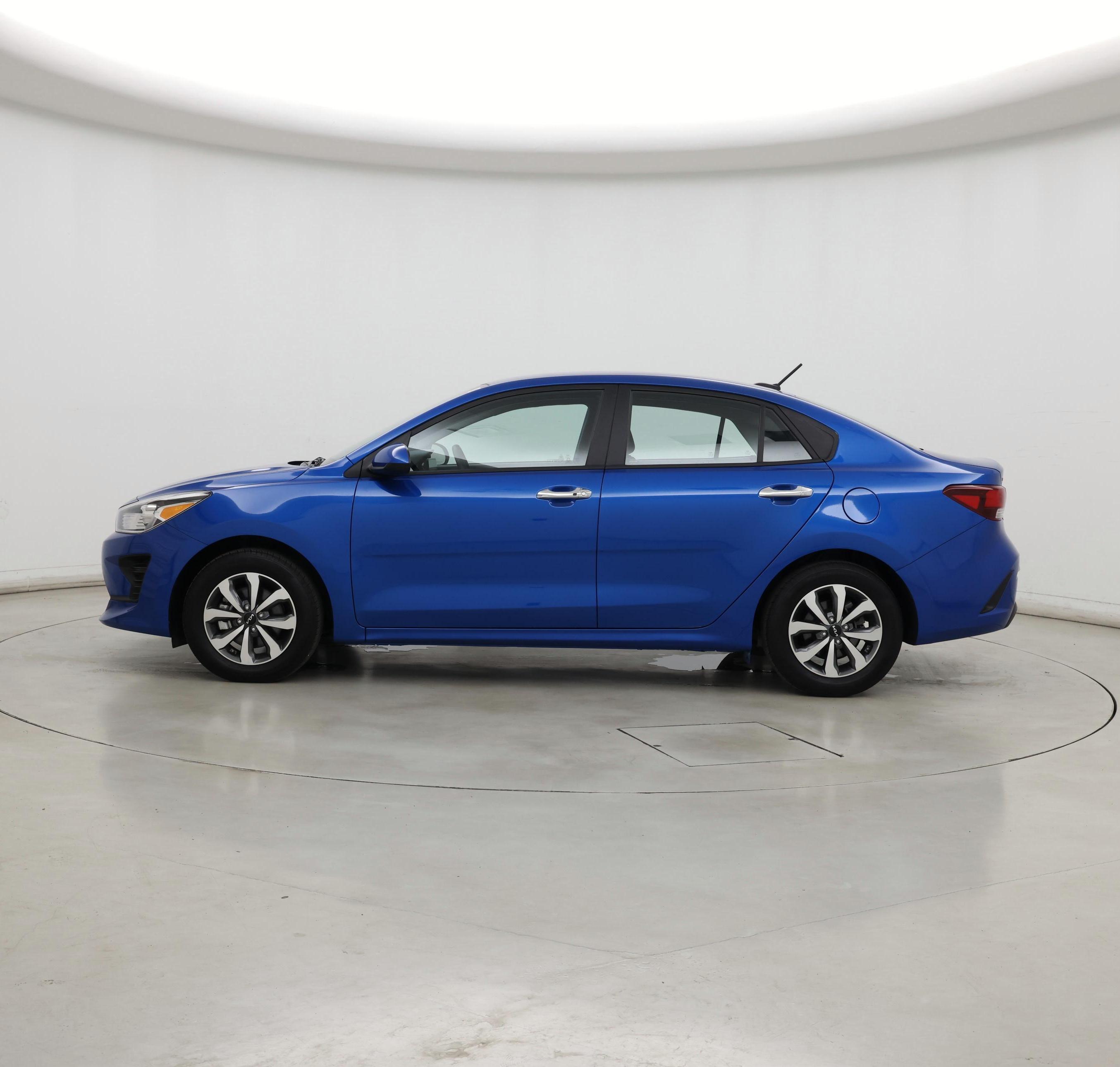 Thumbnail: 2023 Kia Rio - 3