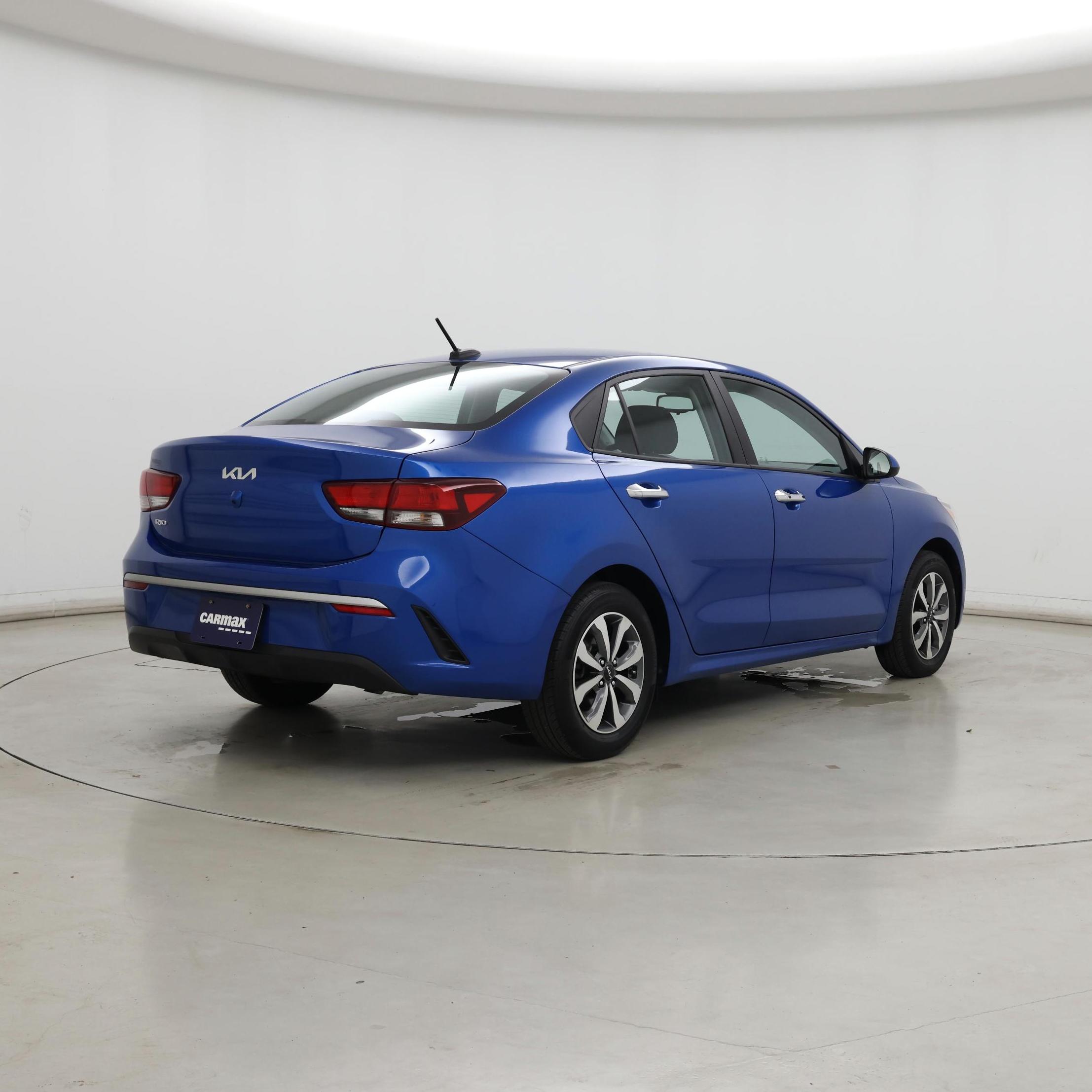 Thumbnail: 2023 Kia Rio - 8