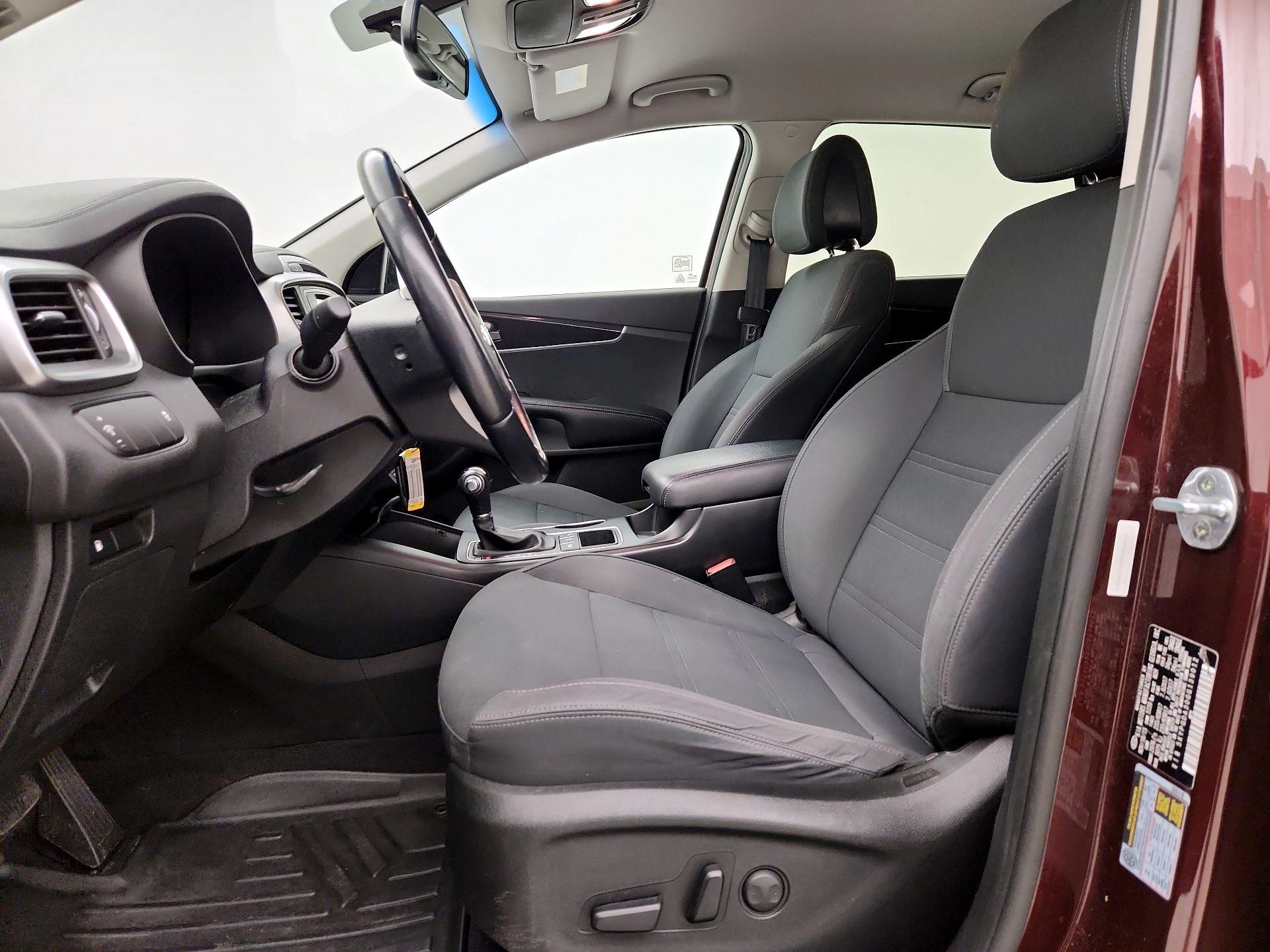 Thumbnail: 2016 Kia Sorento - 11