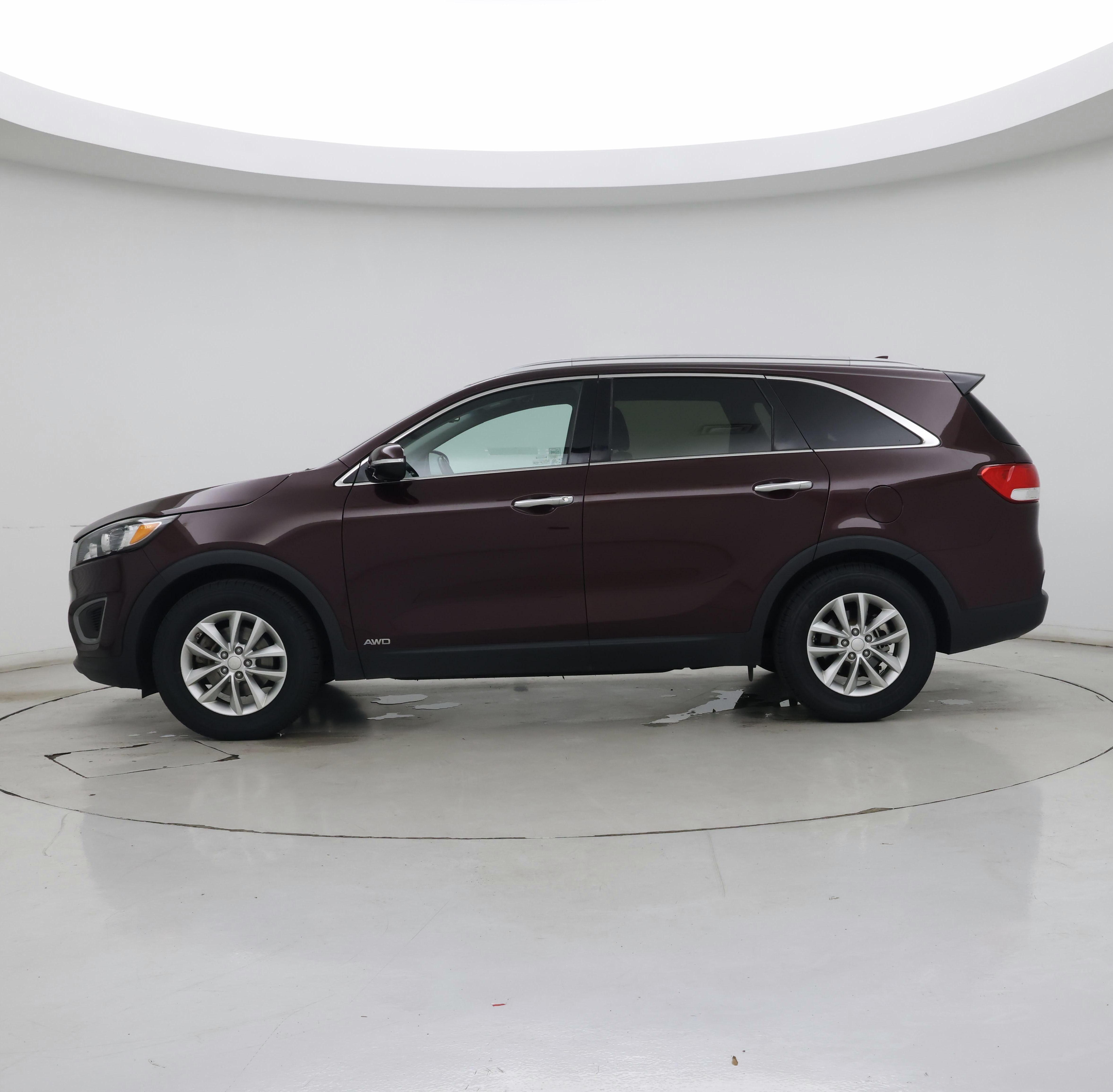 Thumbnail: 2016 Kia Sorento - 3